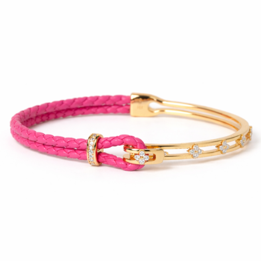 Clover Link Thread Bracelet
