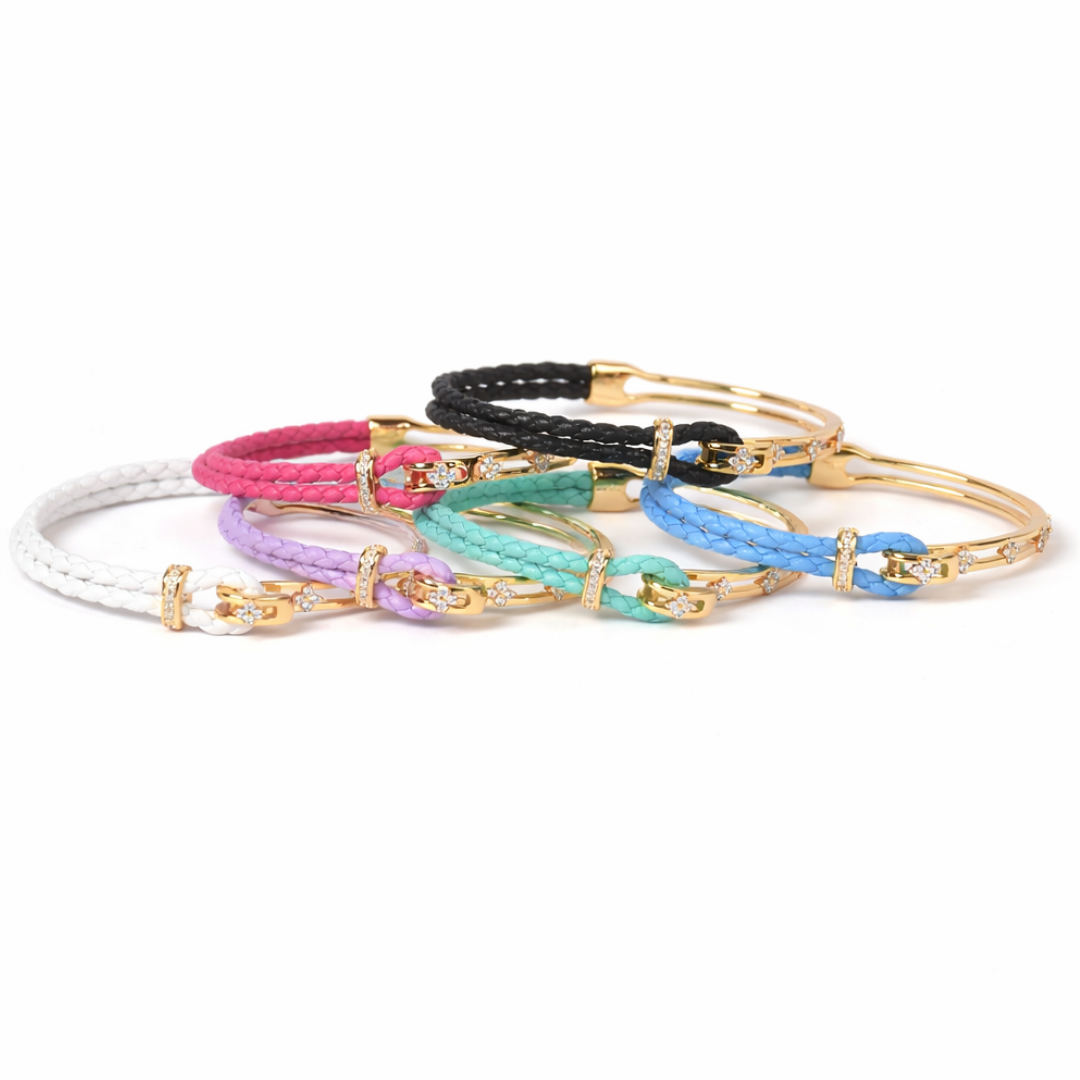 Clover Link Thread Bracelet
