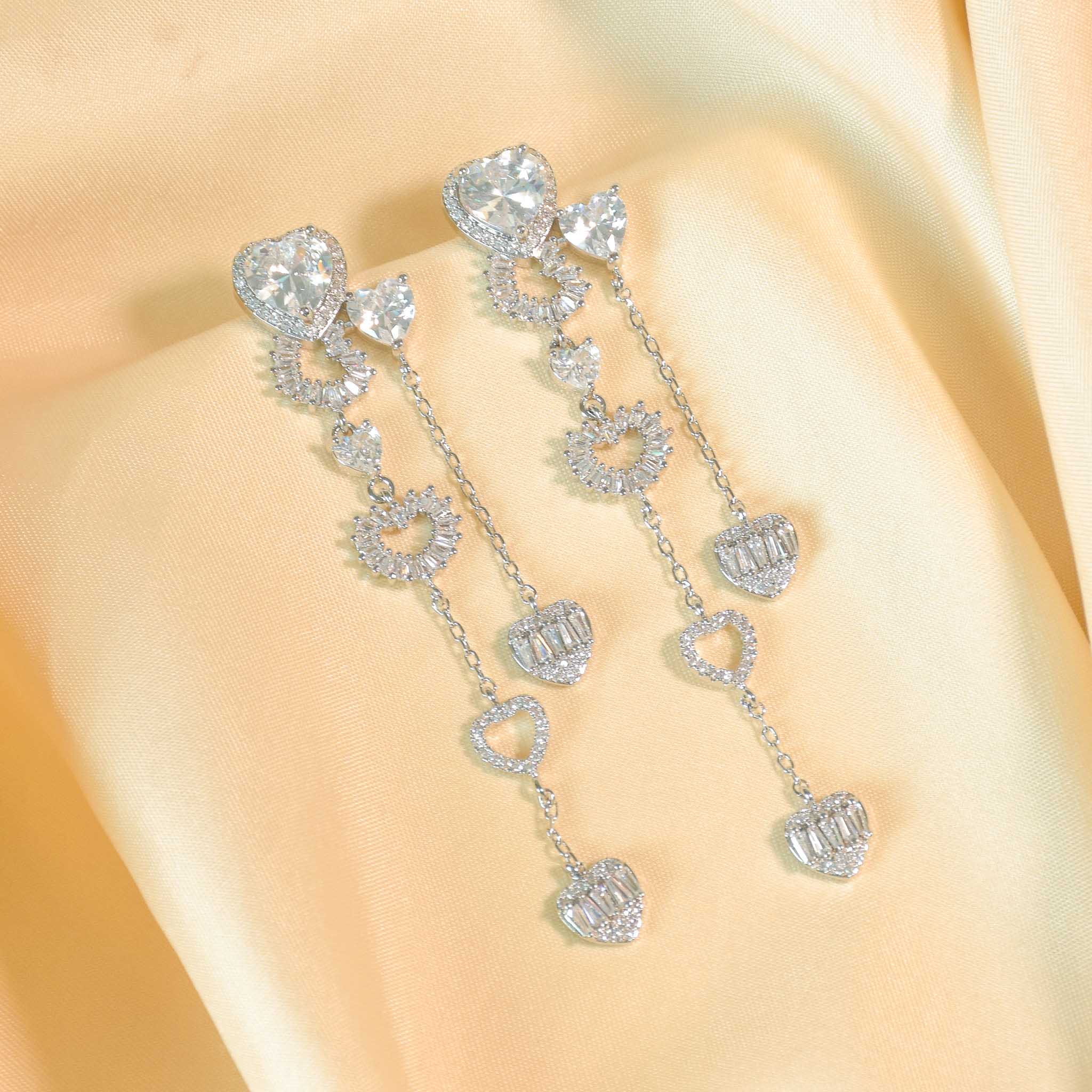 Shinebound Heart Earrings