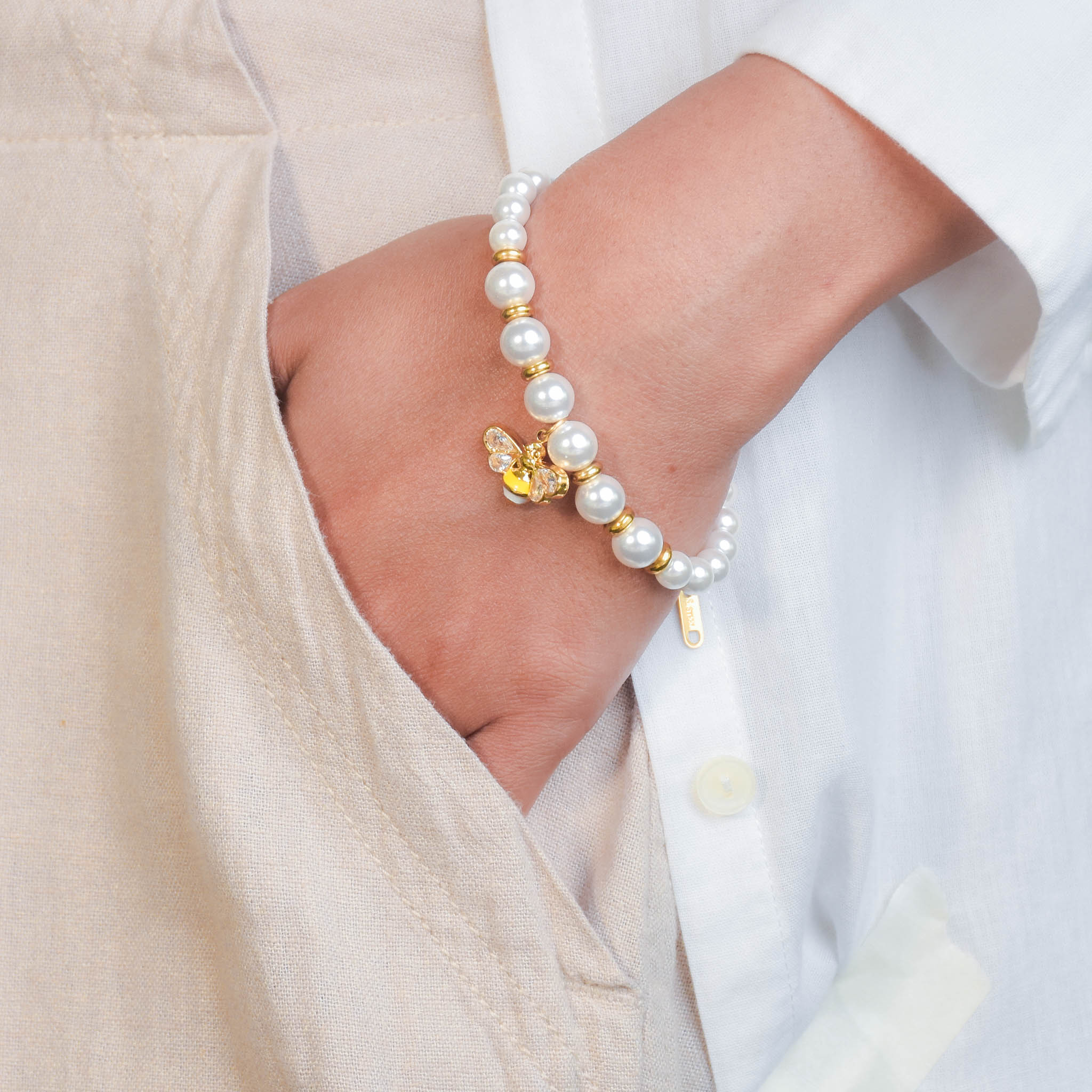 Bumble Bee Pearl Bracelet