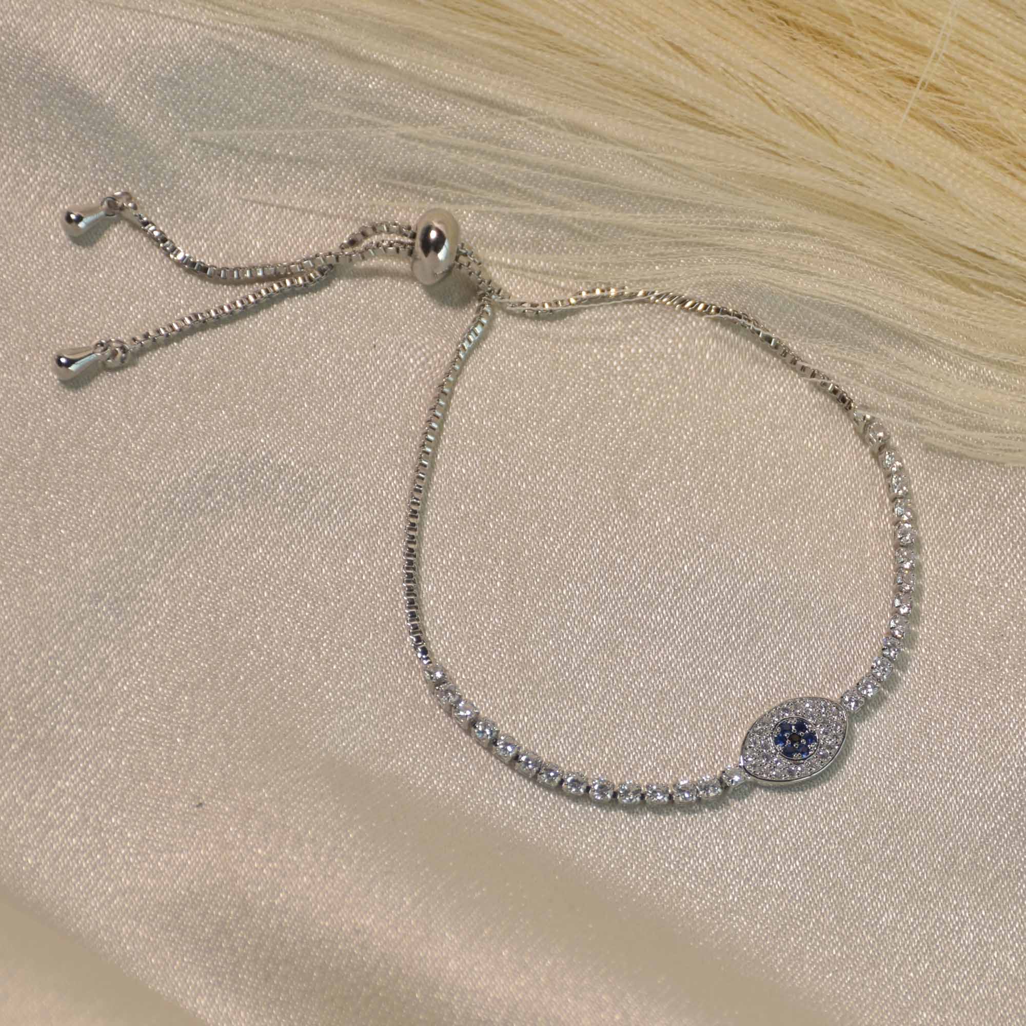 Minimal Evil Eye Bracelet