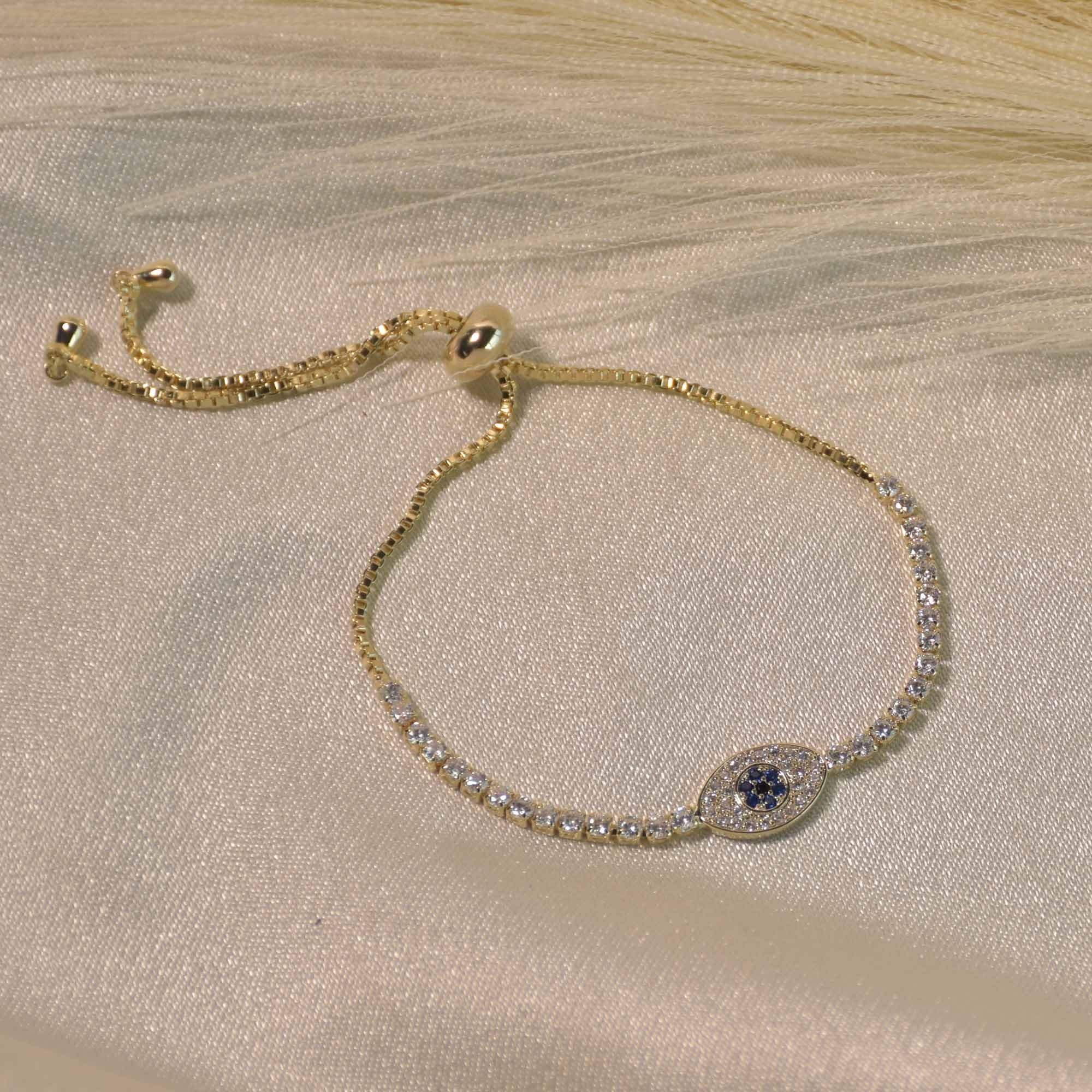 Minimal Evil Eye Bracelet