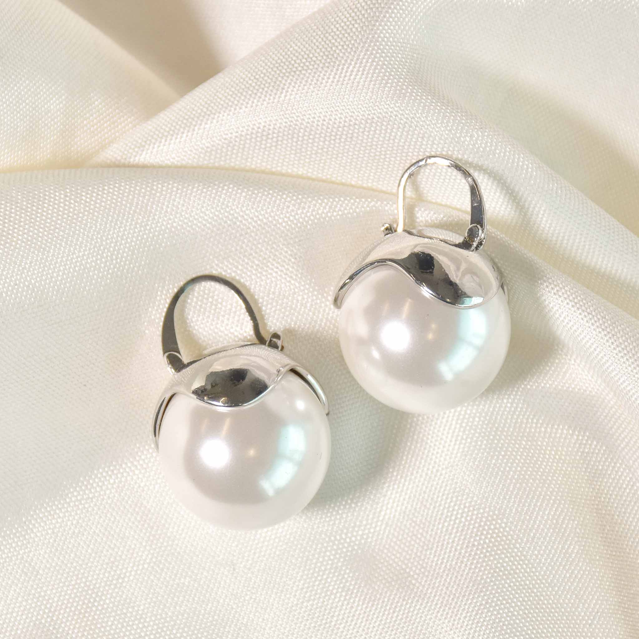 Sea Pearl Drop Earring