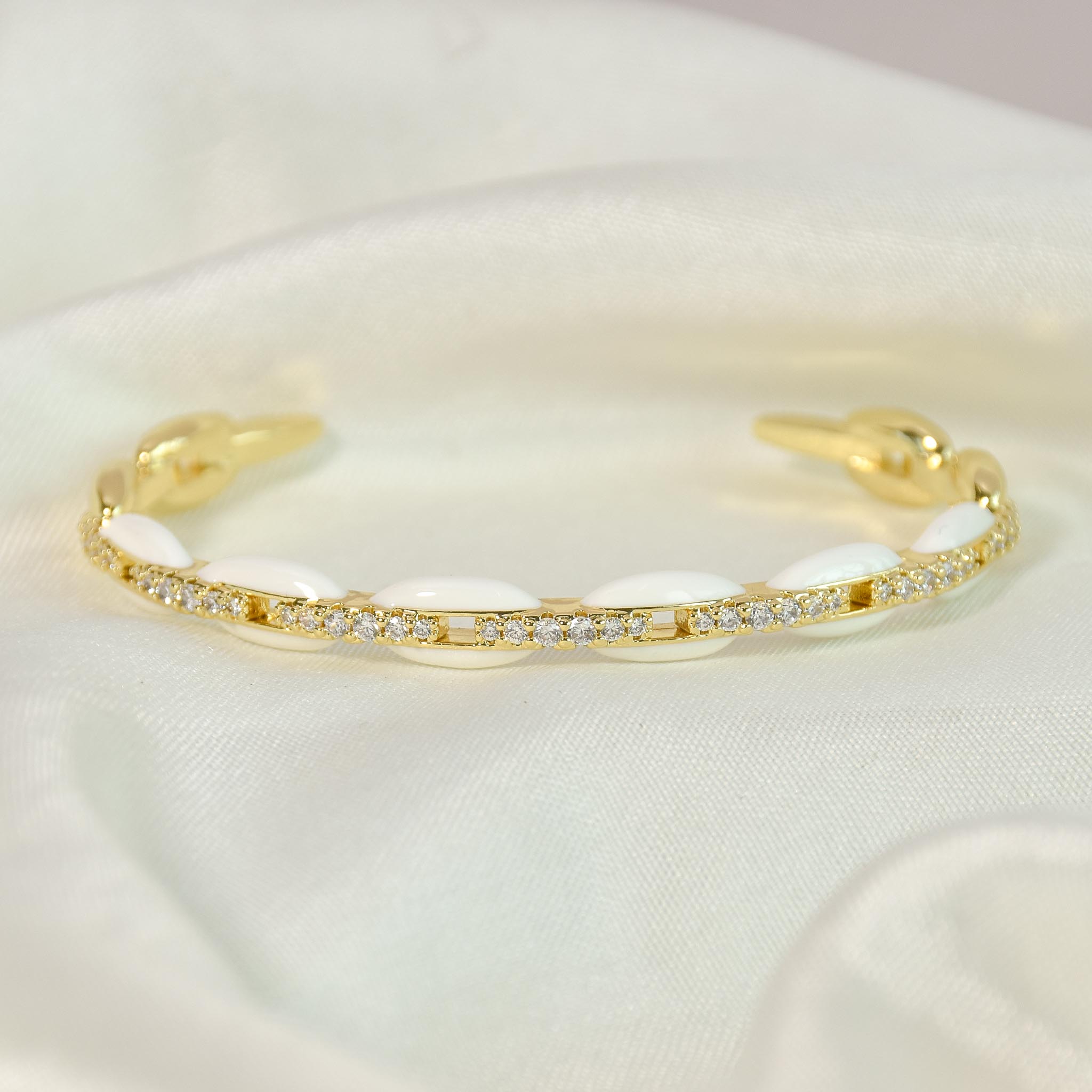 Interlinked Rhinestone Bangle
