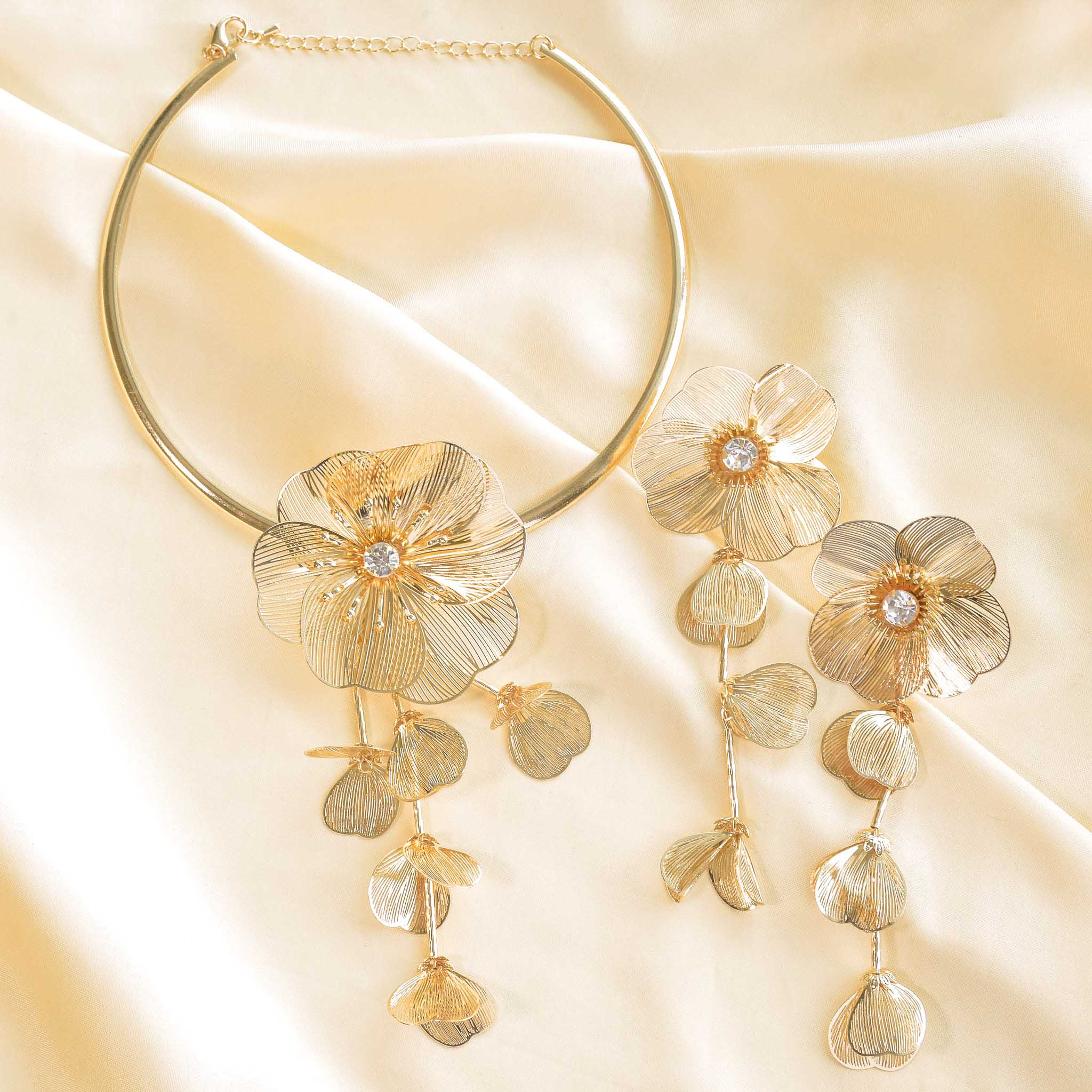 Statement Flora Cascade Necklace Set