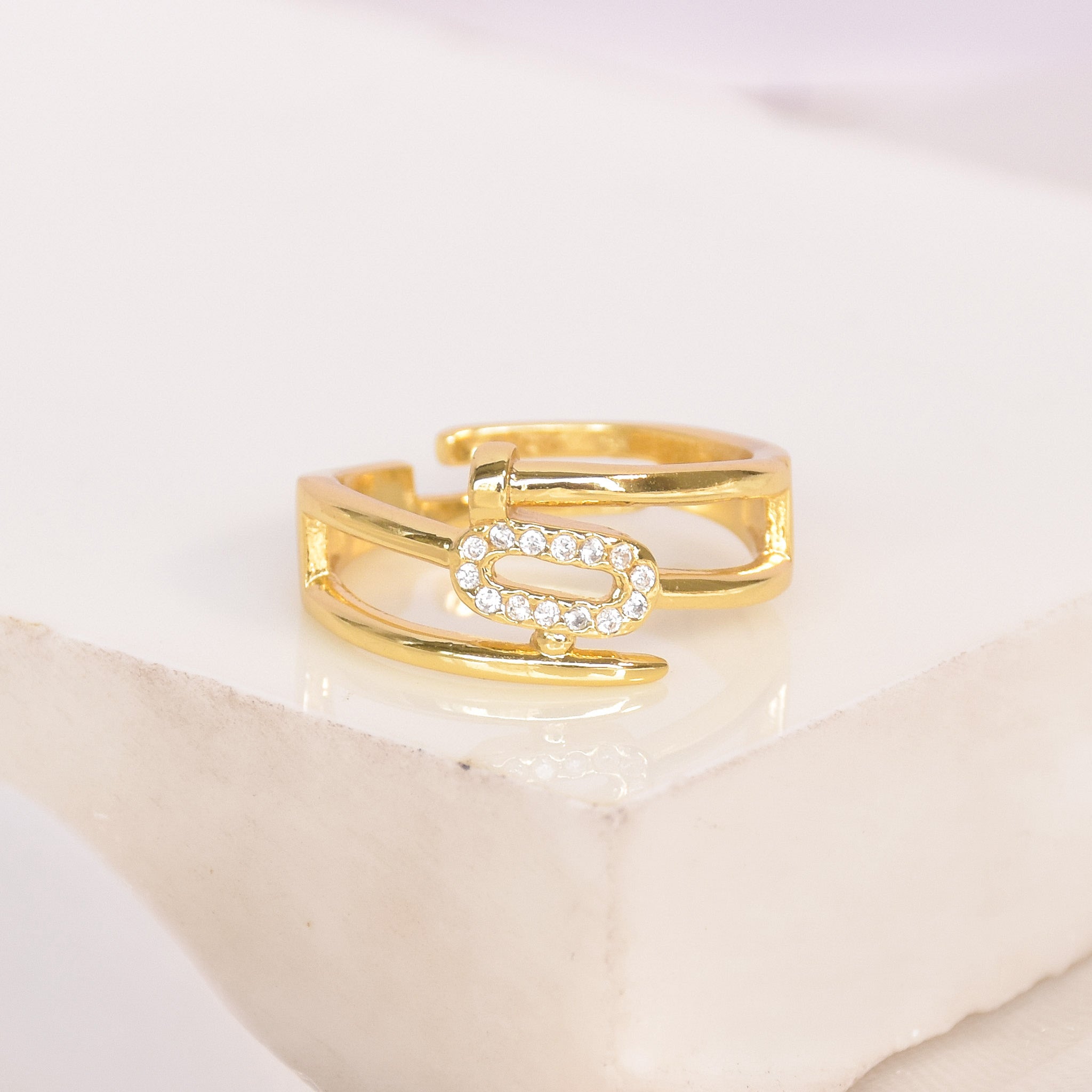 Sparkling Oval Nail Ring