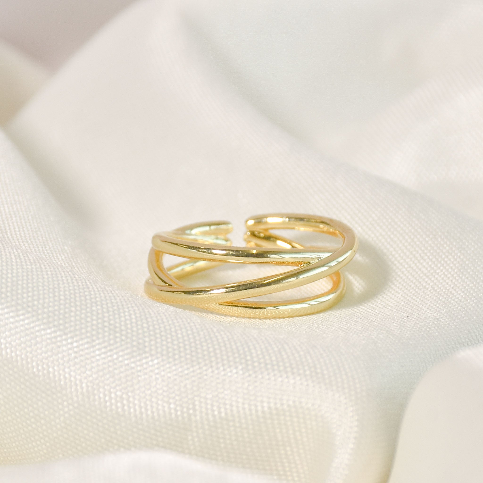 Classic Entwine Ring