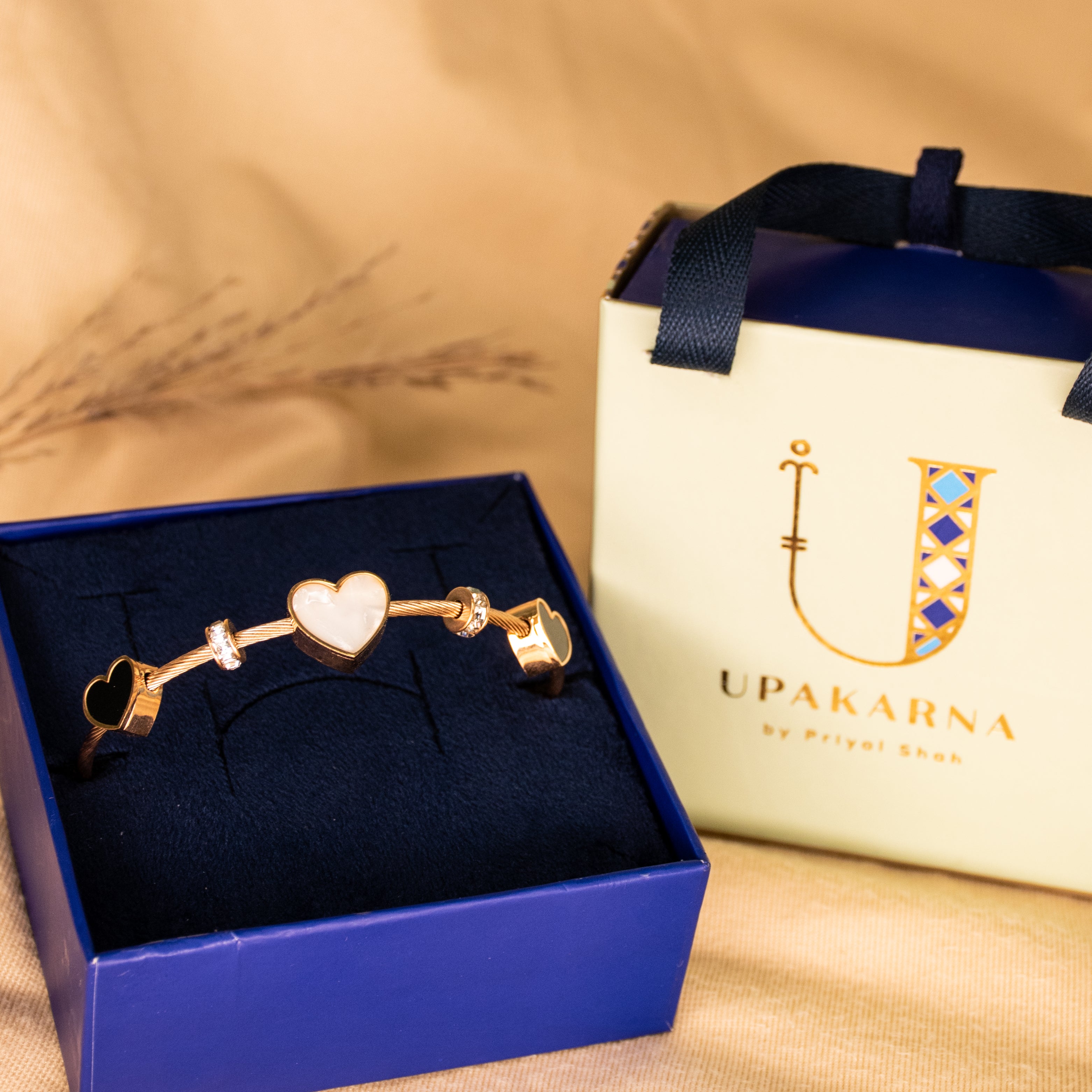 Classic Heart Bangle + Gift Box