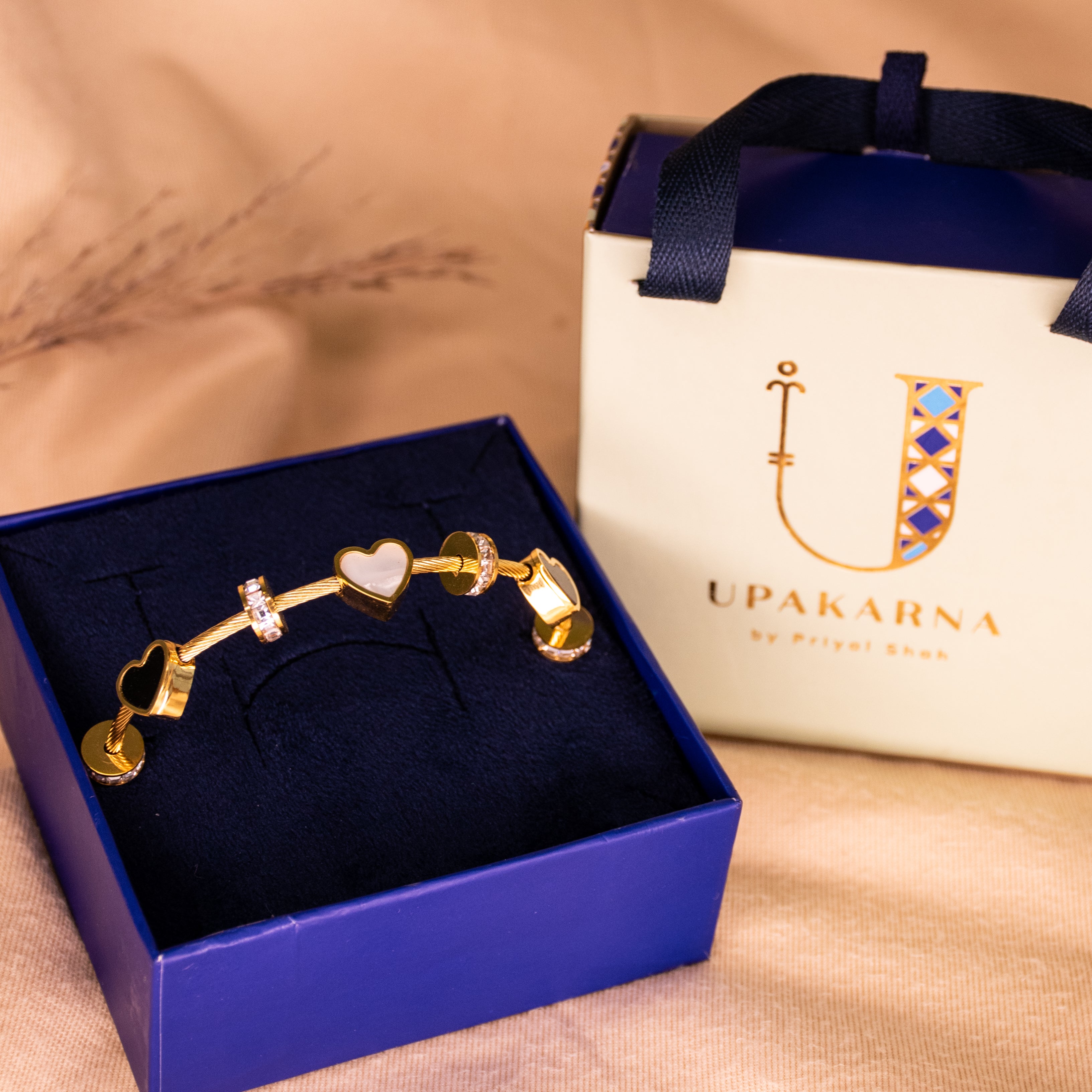 Classic Heart Bangle + Gift Box