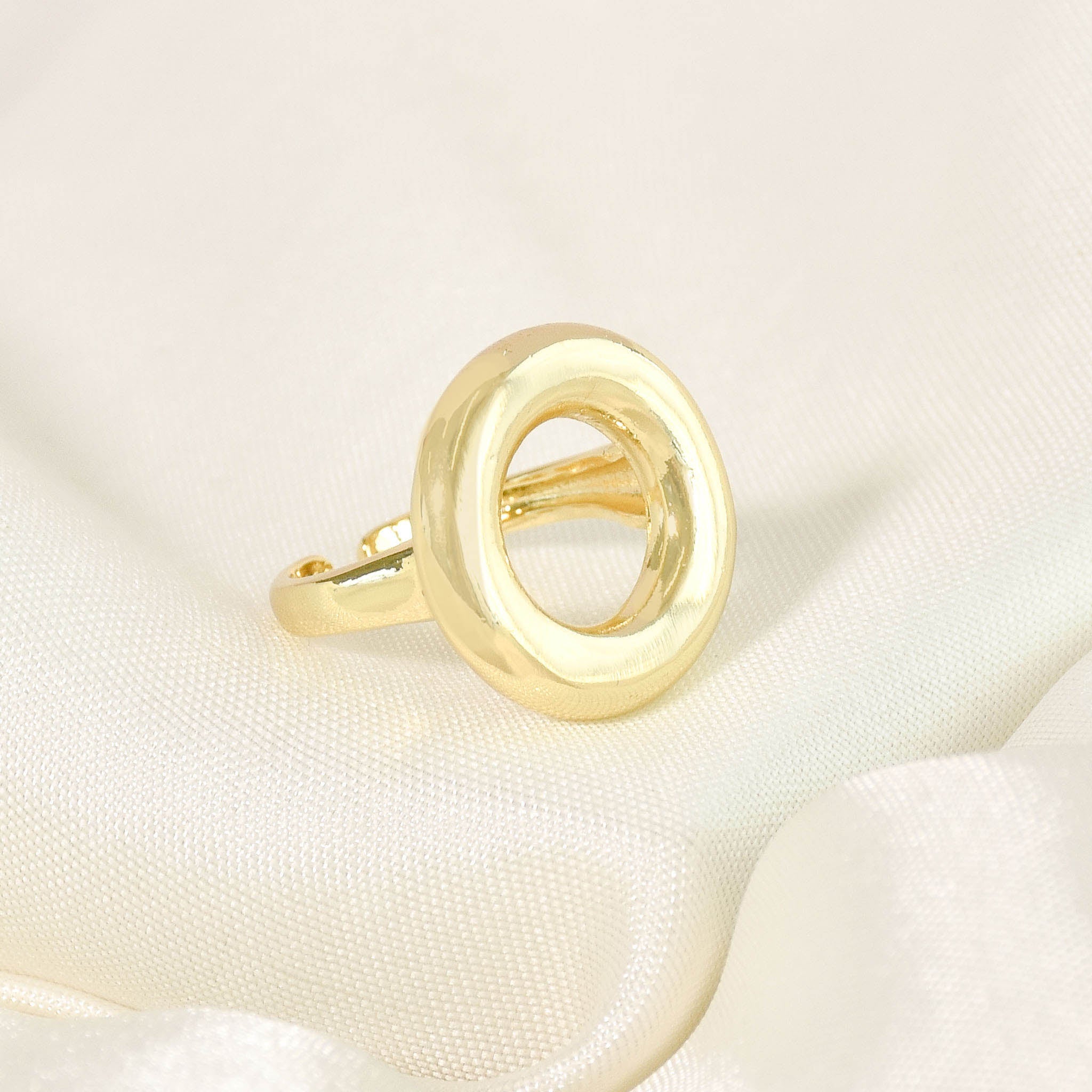 Statement Oval Ring