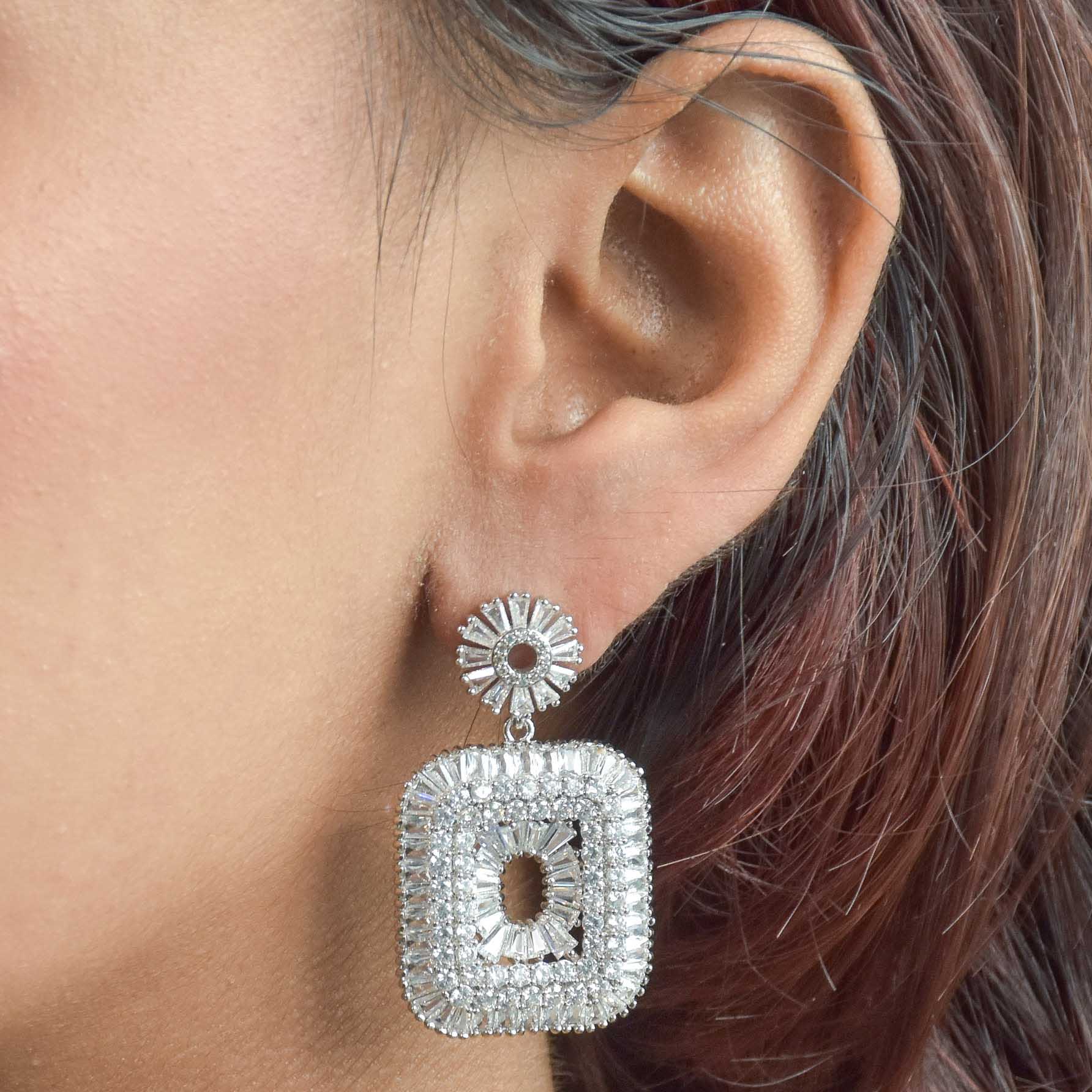Classic Spark Square Earrings