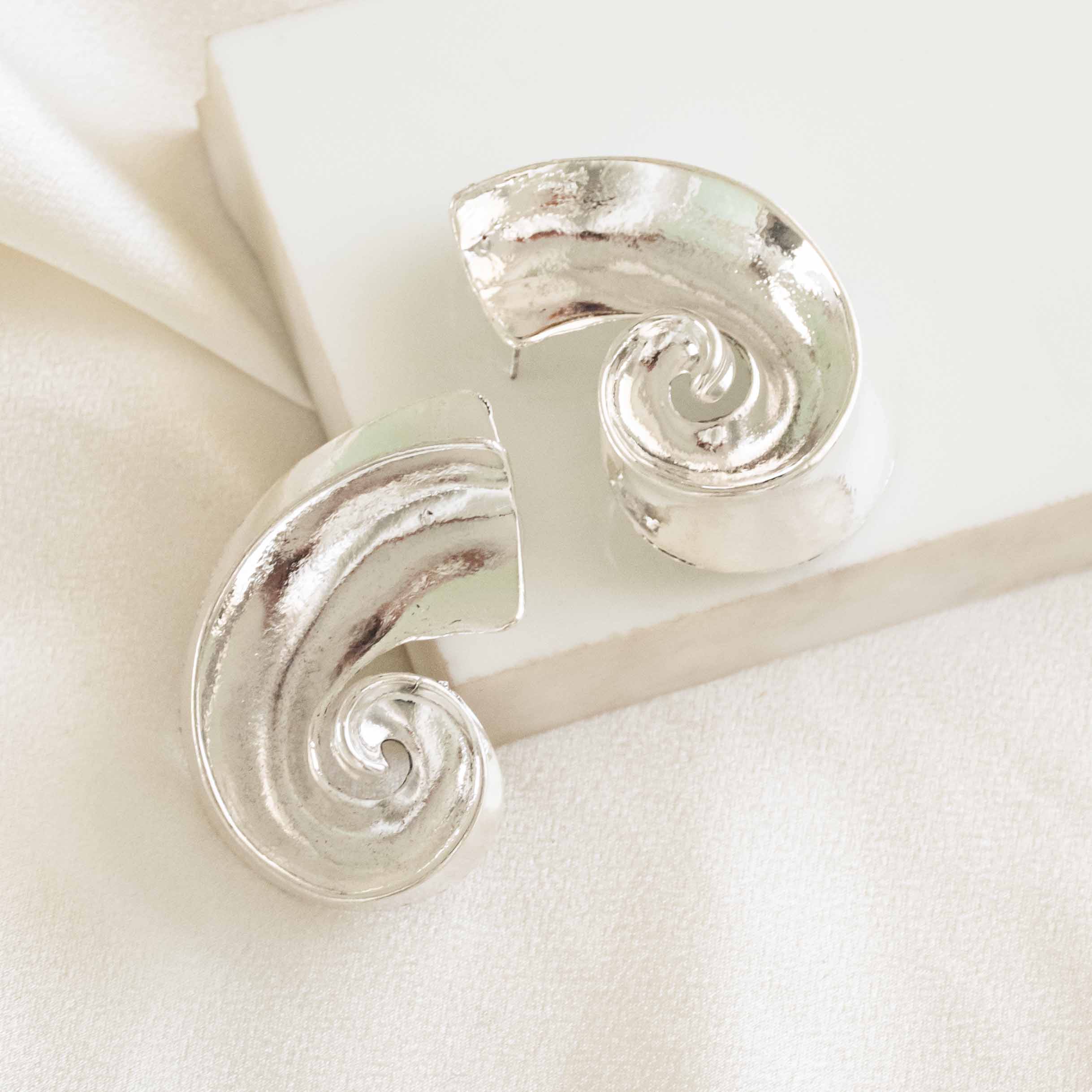 Snail Swirl Chunky Earrings