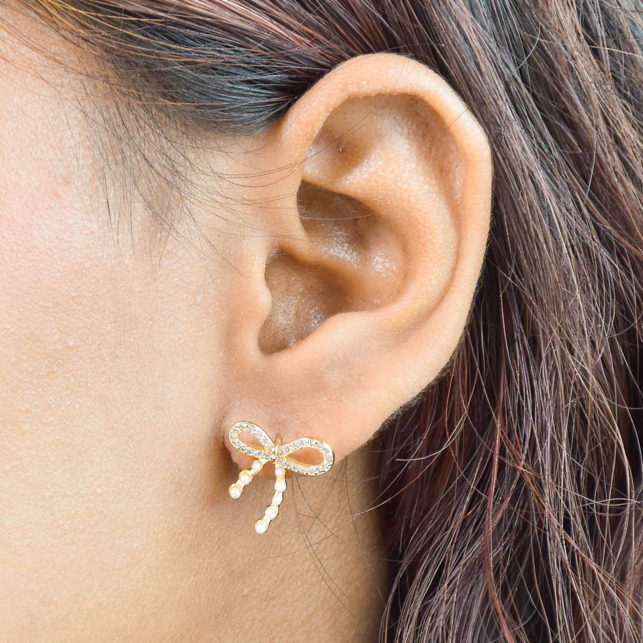 Crystal Pearl Bow Earring