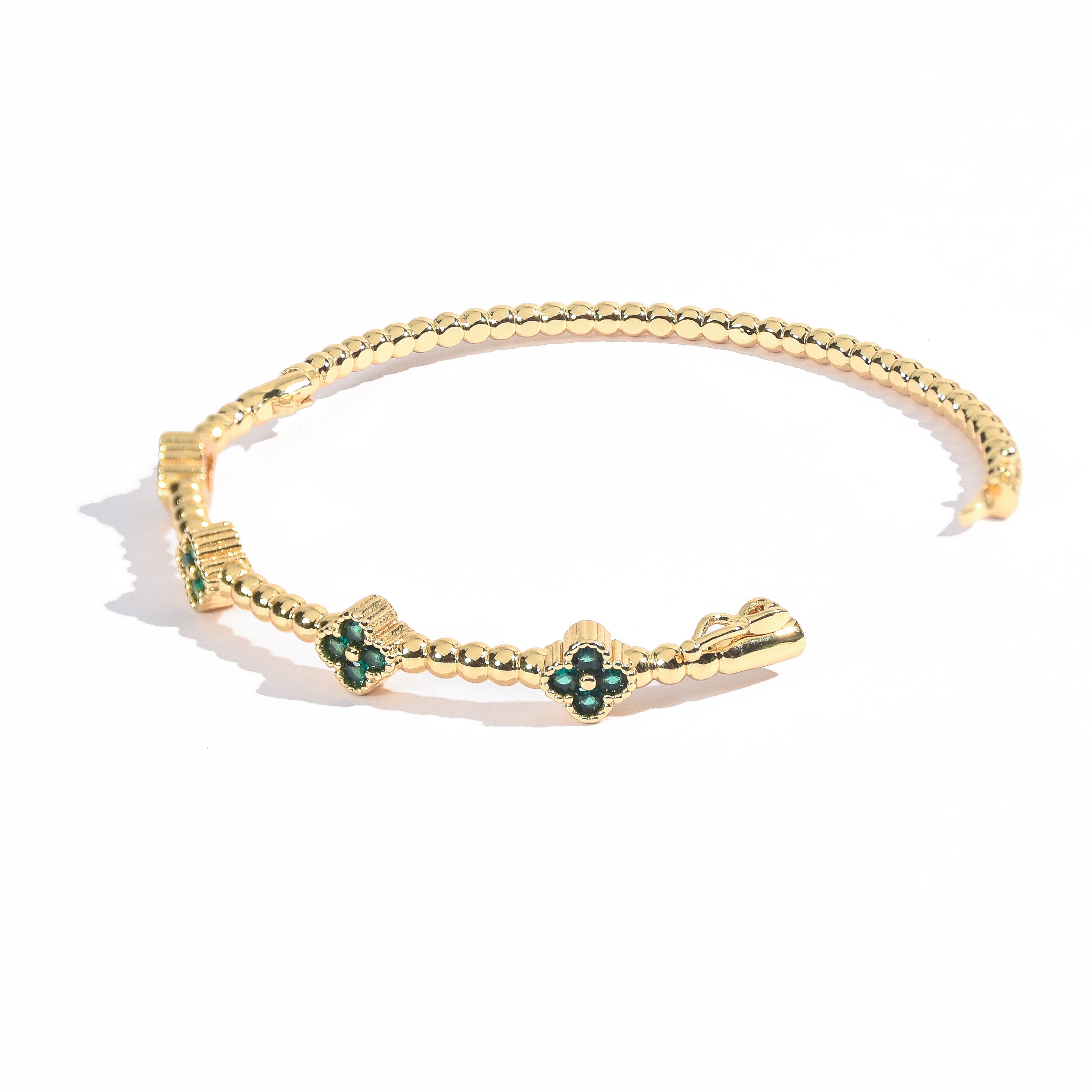 Timeless Clover Bangle