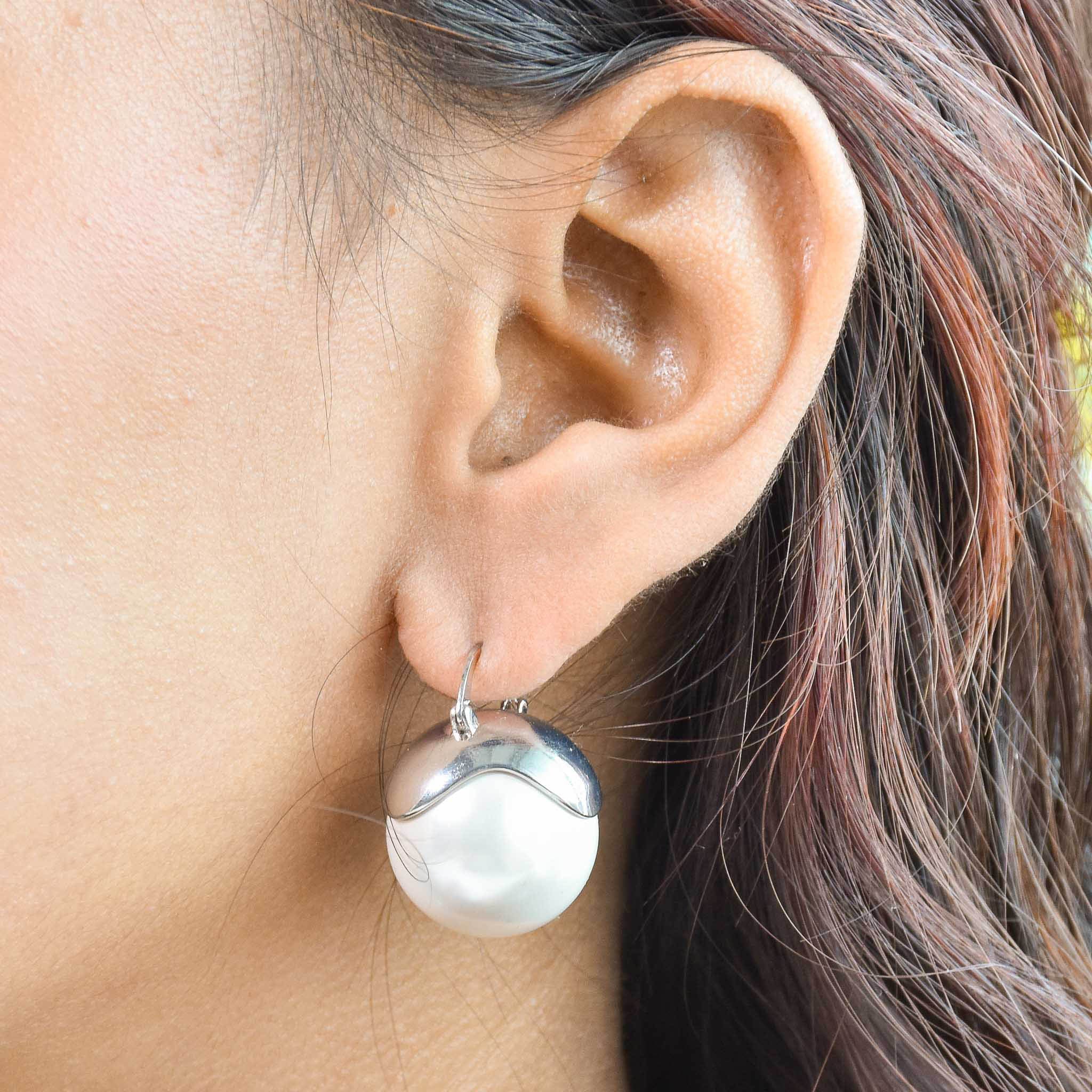 Sea Pearl Drop Earring