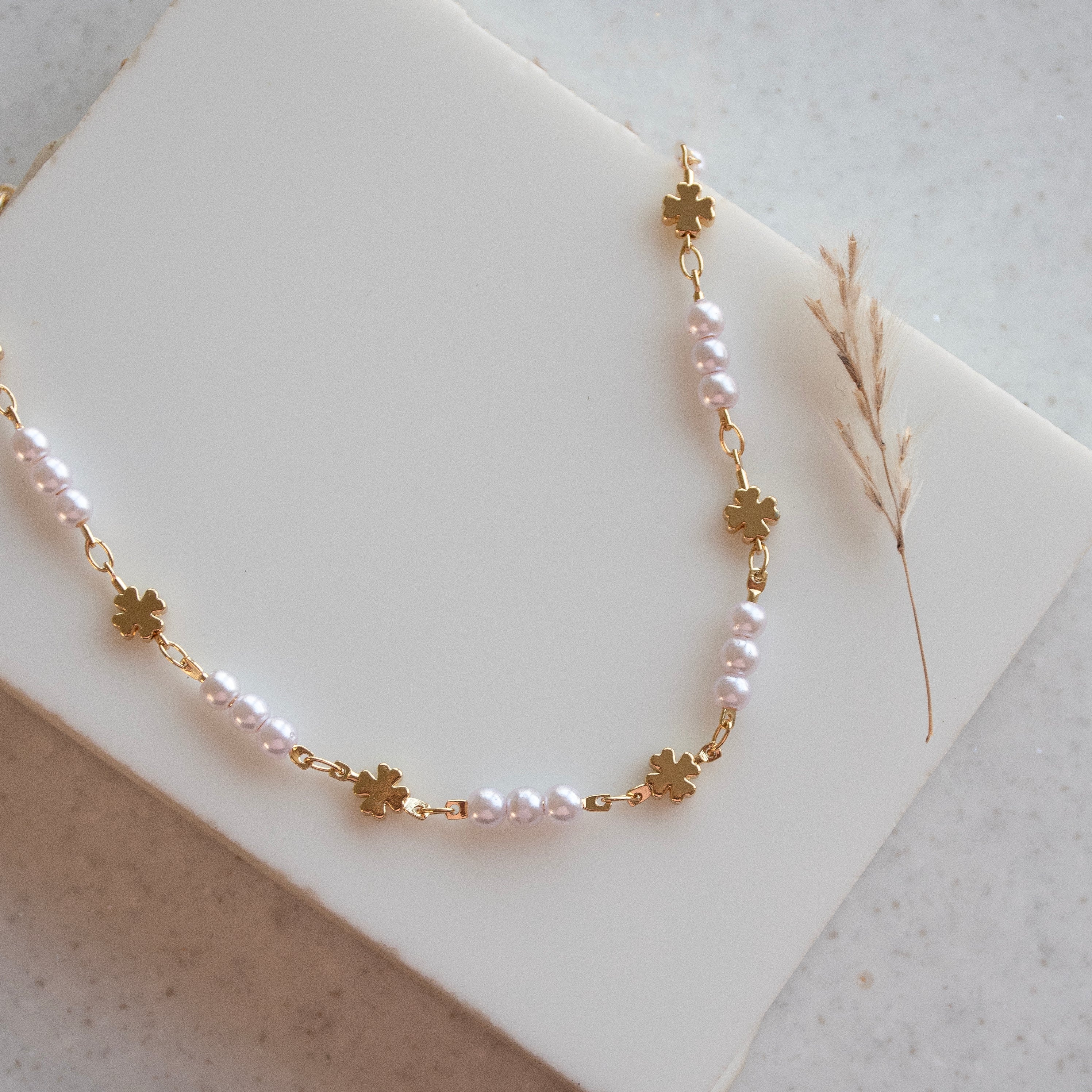 Beaded Pearl Delicate Necklace