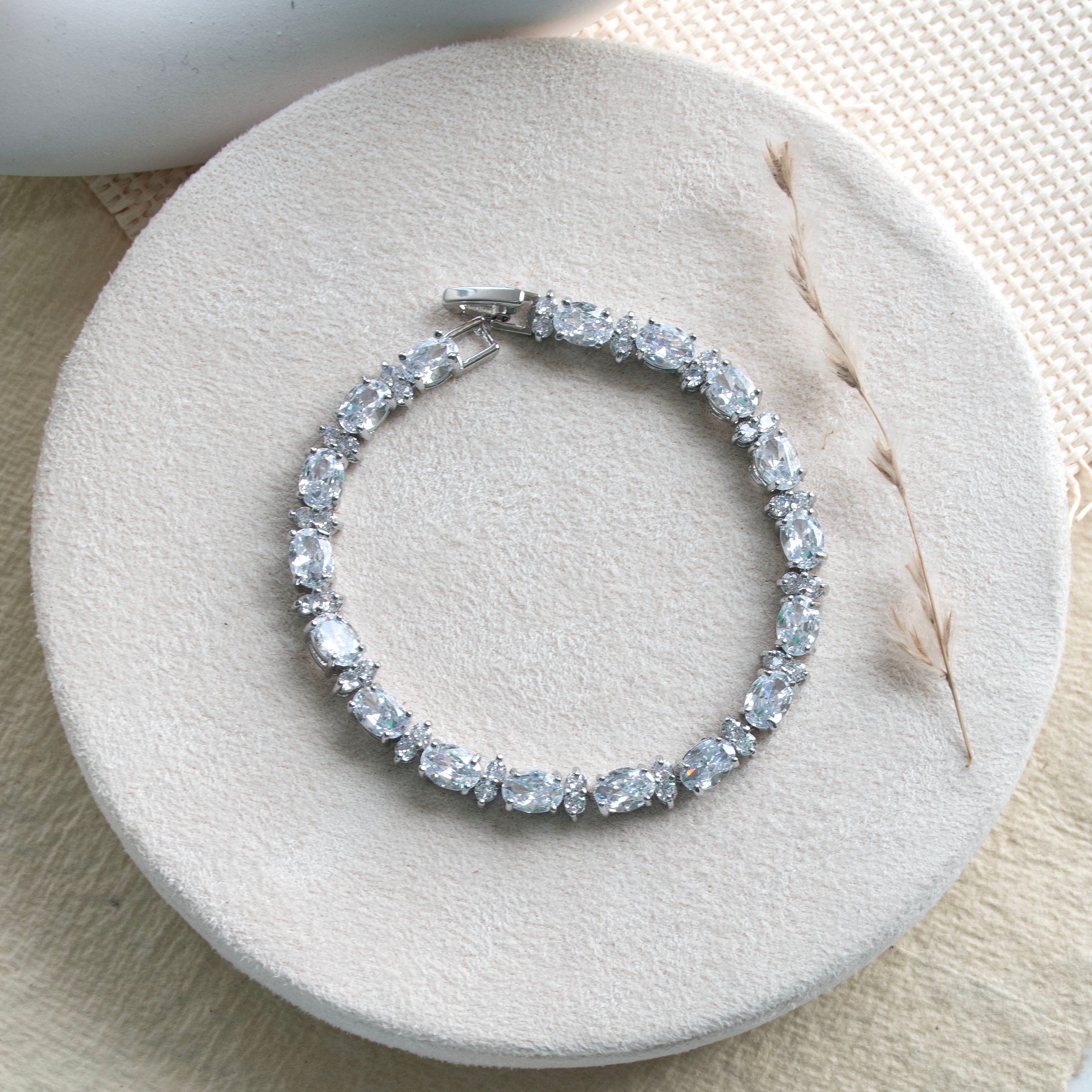 Oval Patti Delicate bracelet