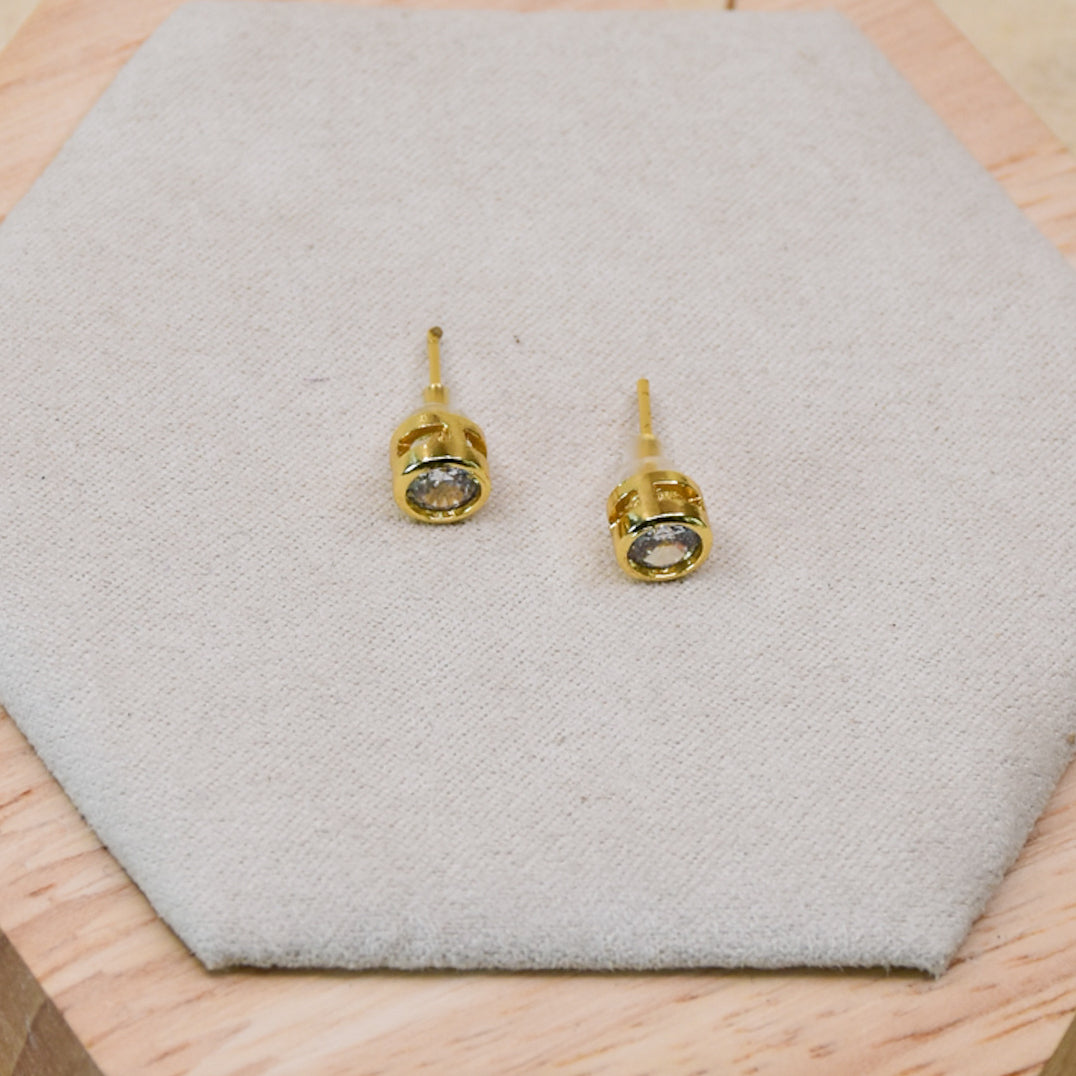 Single Stone Tiny Studs