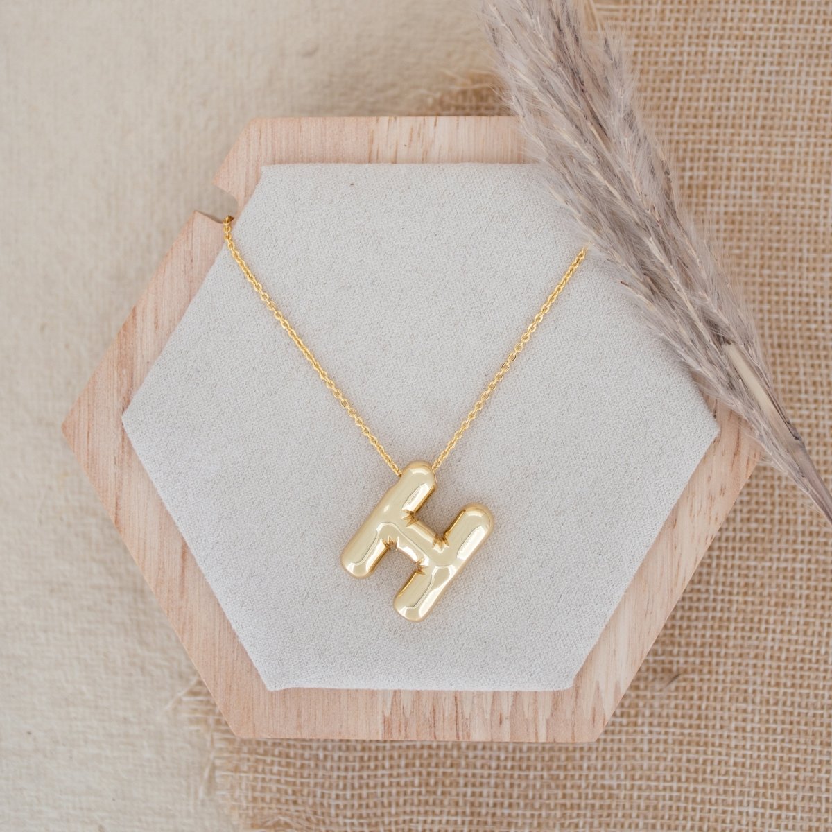 Balloon Initial Necklace - Upakarnaproduct_type