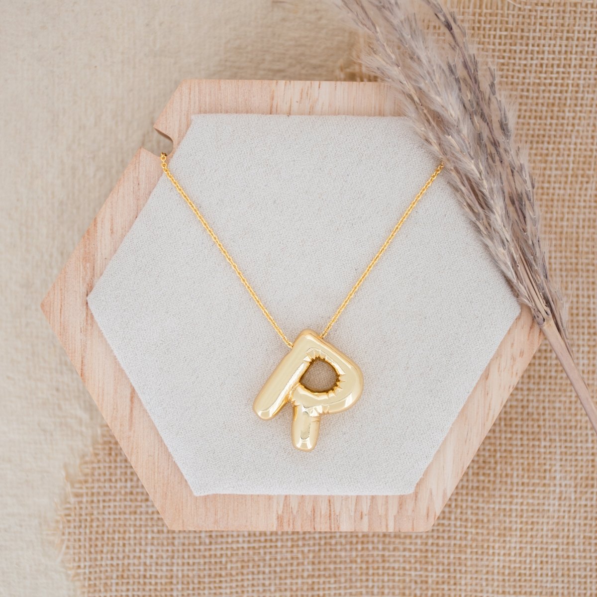 Balloon Initial Necklace - Upakarnaproduct_type