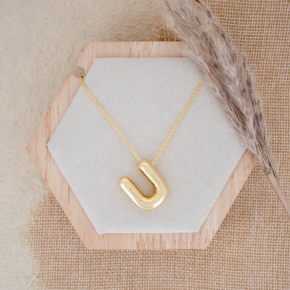 Balloon Initial Necklace - Upakarnaproduct_type