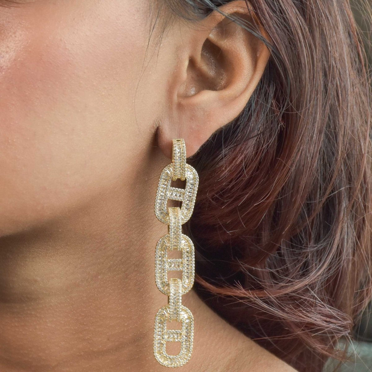 Crystal Chain Cascade Earrings - Upakarnaproduct_type