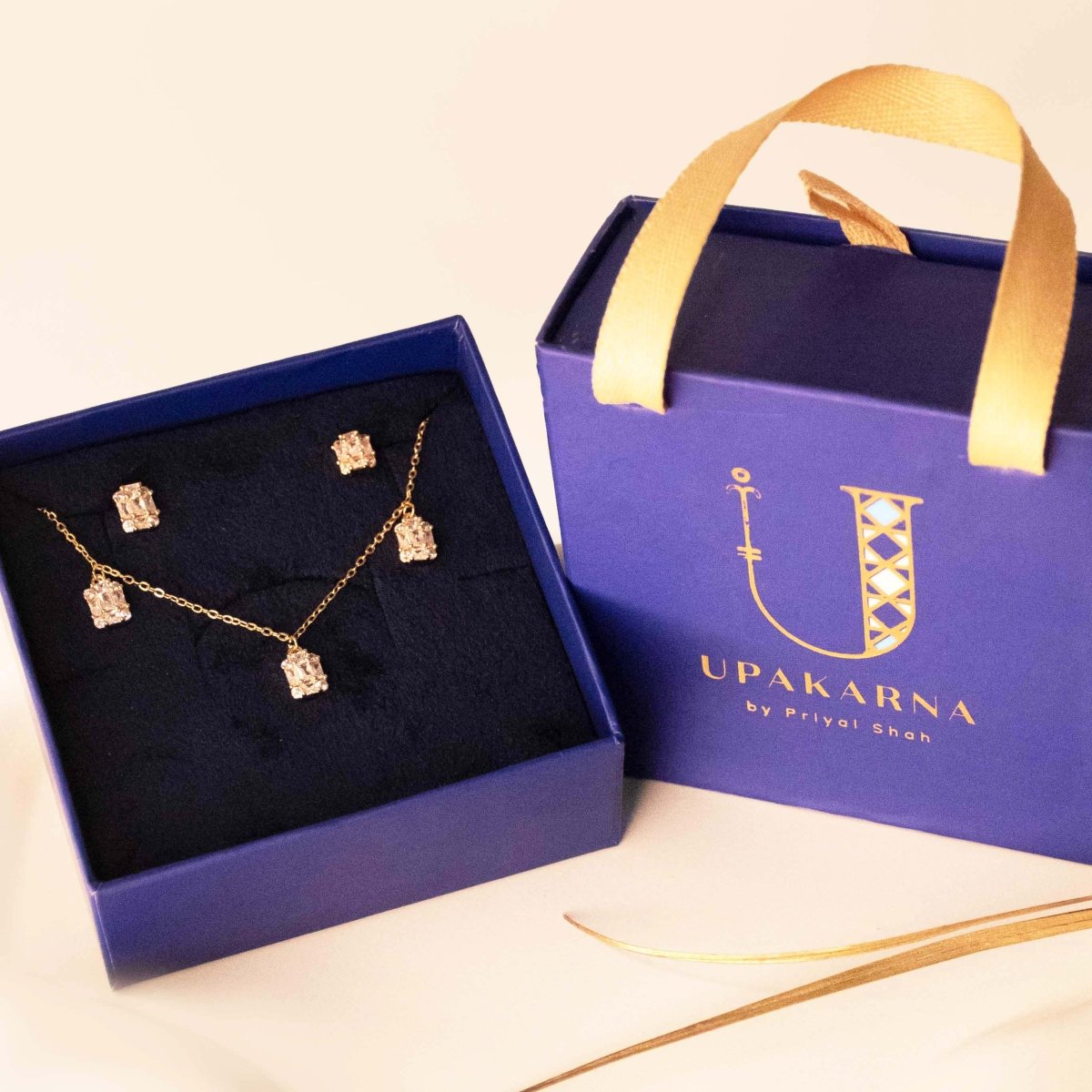Dainty Rectangular Stone Necklace Gift Set - Upakarnaproduct_type
