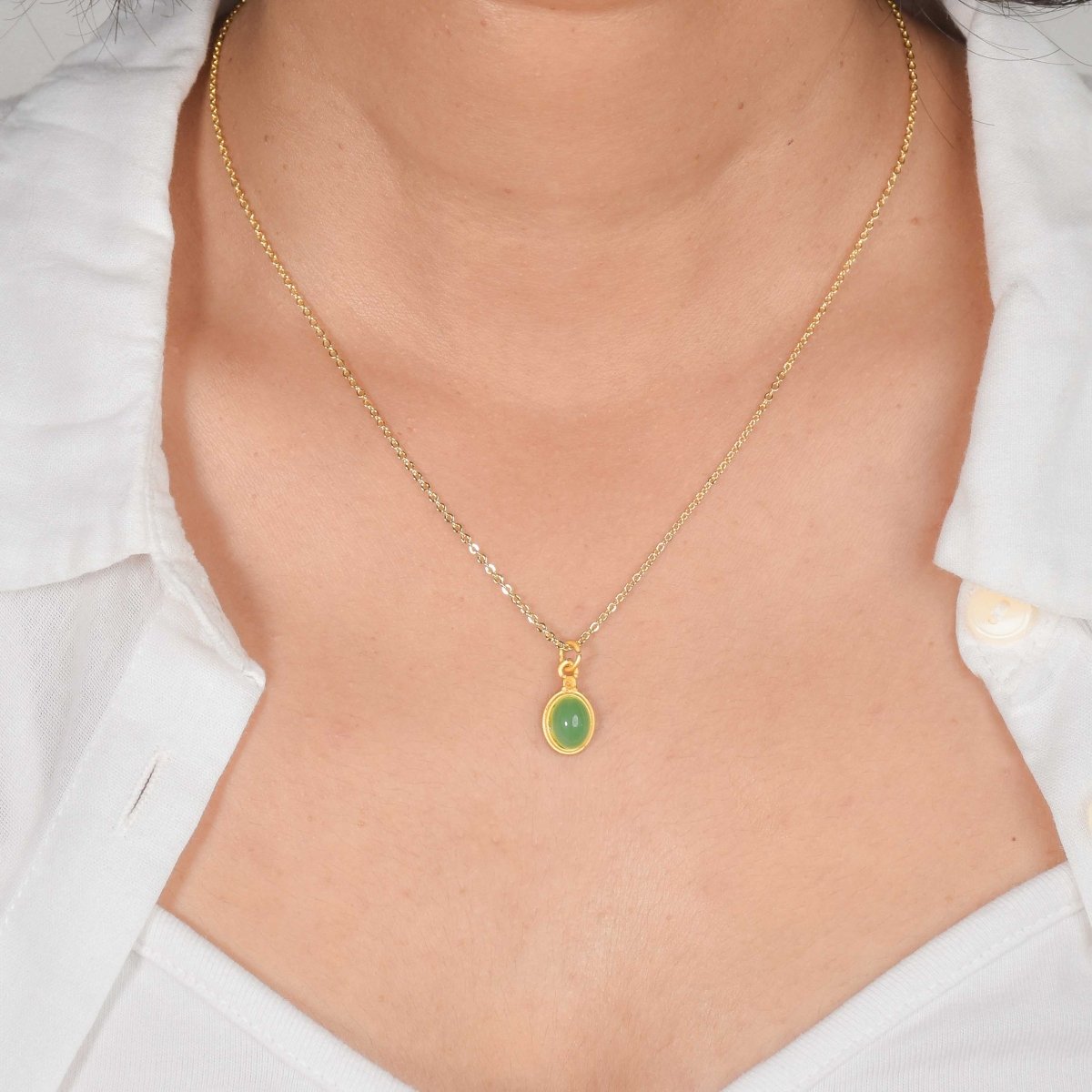 Green Stone Necklace - Upakarnaproduct_type