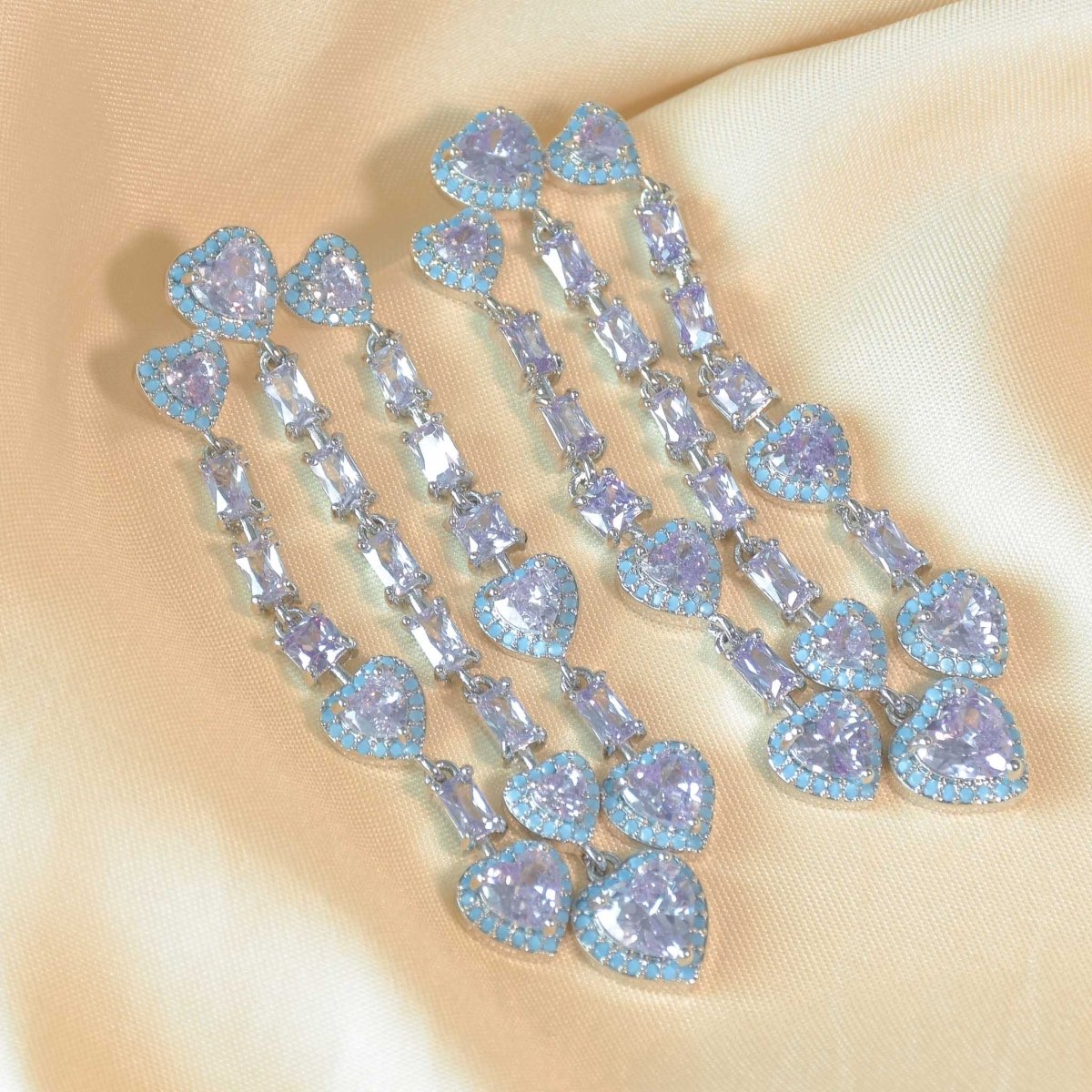 Heartfelt Glam Earrings - Upakarnaproduct_type
