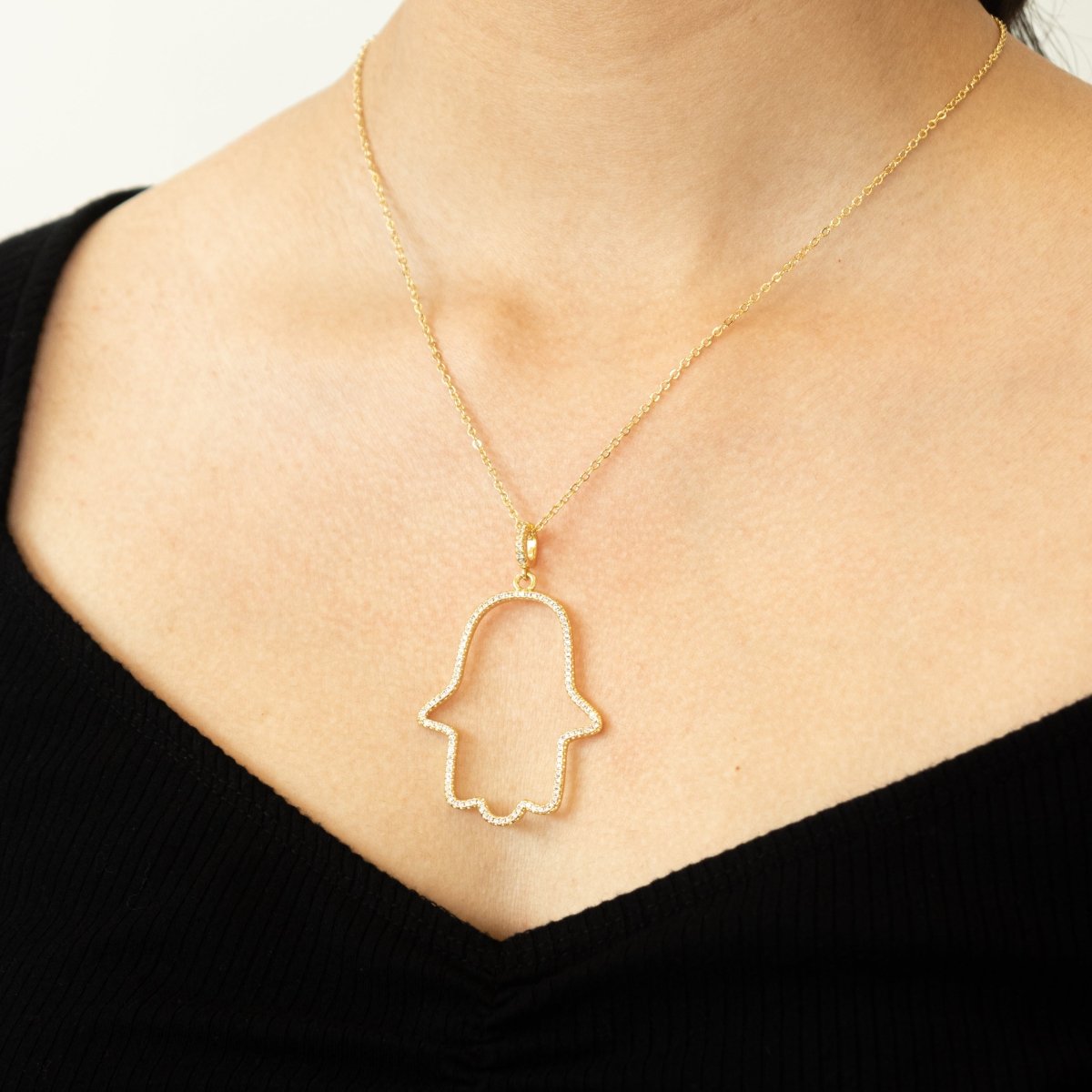 Jumbo Hamsa Necklace - Upakarnaproduct_type