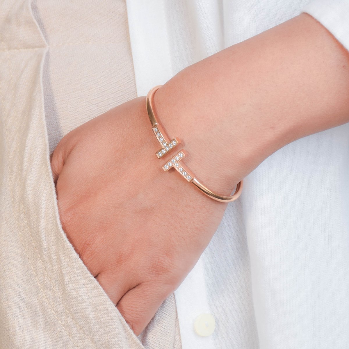 Linear Cuff Bangle - Upakarnaproduct_type