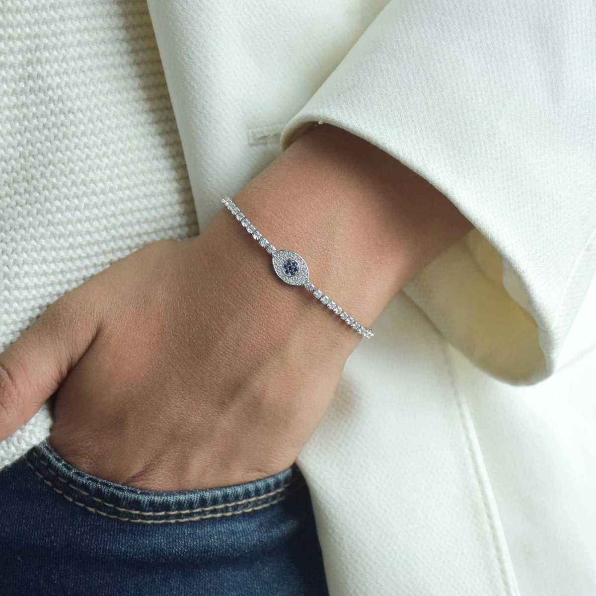 Minimal Evil Eye Bracelet - Upakarnaproduct_type