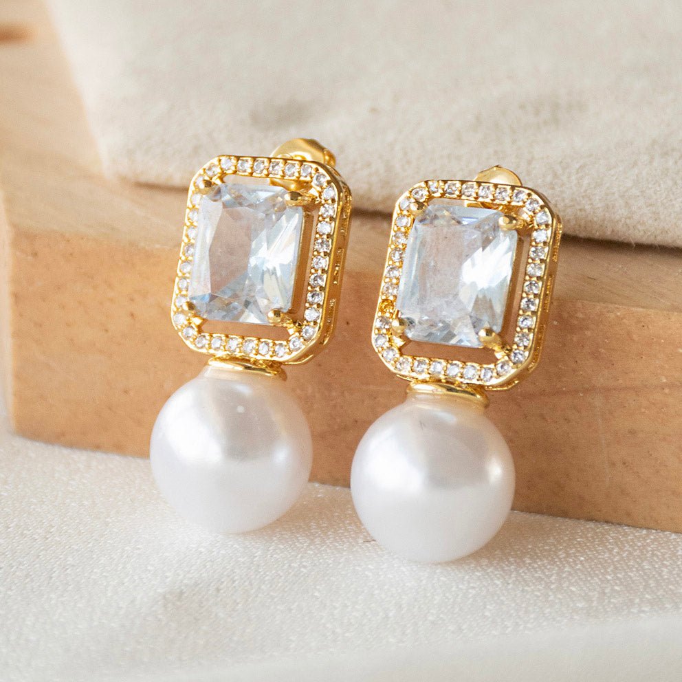 Rectangular Diamond Pearl Earrings - Upakarnaproduct_type