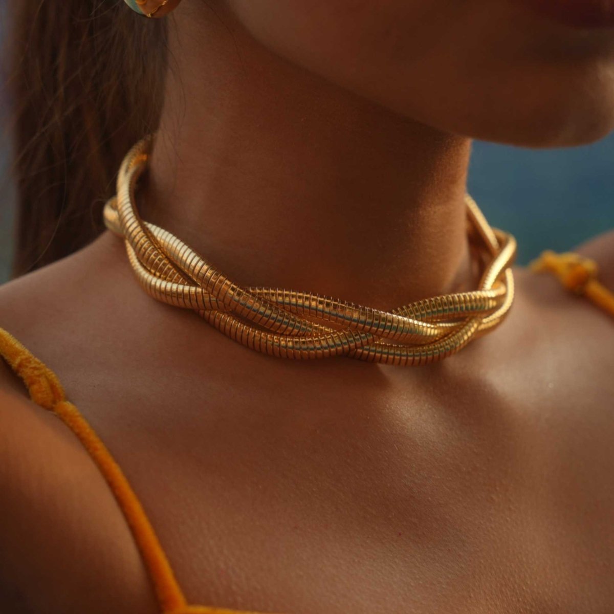 Rope Chunky Triple Layered Choker - Upakarnaproduct_type