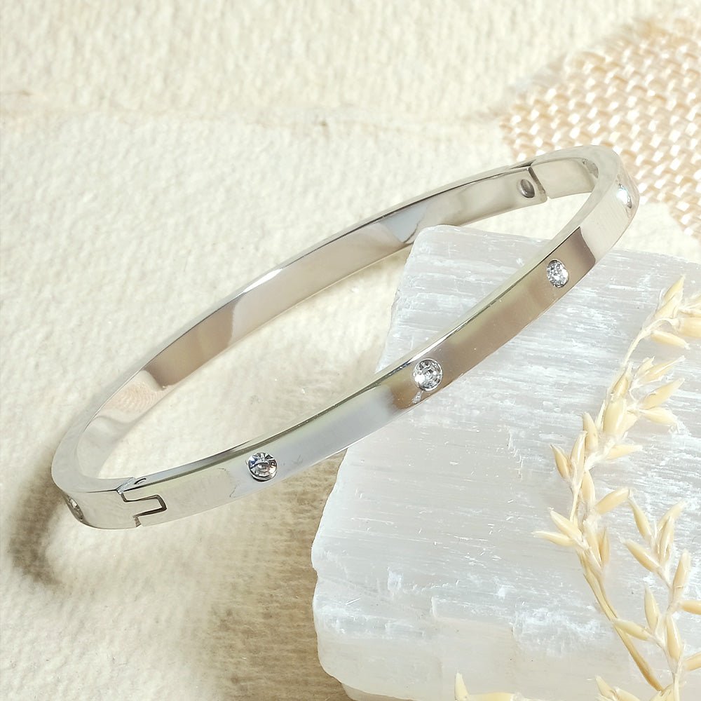 Silver Bowline Bangle Stack - Upakarnaproduct_type