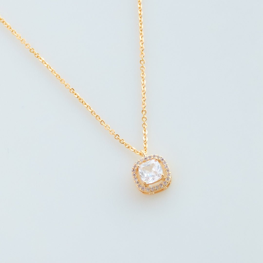 Square Diamond Necklace Gift Set - Upakarnaproduct_type
