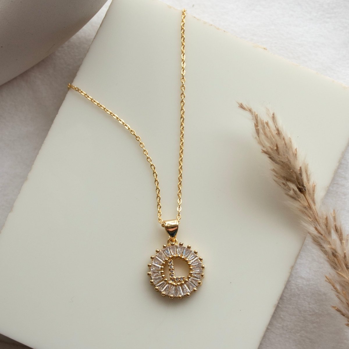 The Personalised Initial Necklace - Upakarnaproduct_type