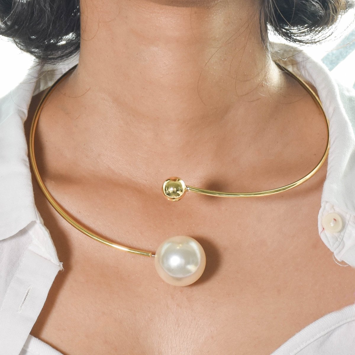 Timeless Pearl Embrace Choker - Upakarnaproduct_type