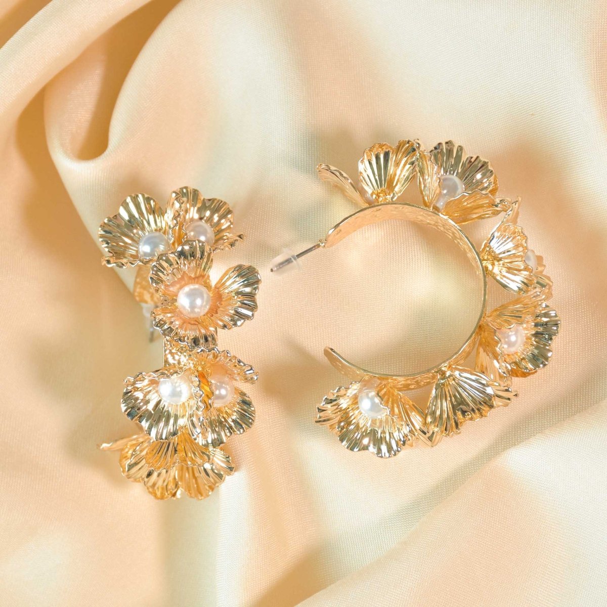 Wildflower Bloom Earrings - Upakarnaproduct_type