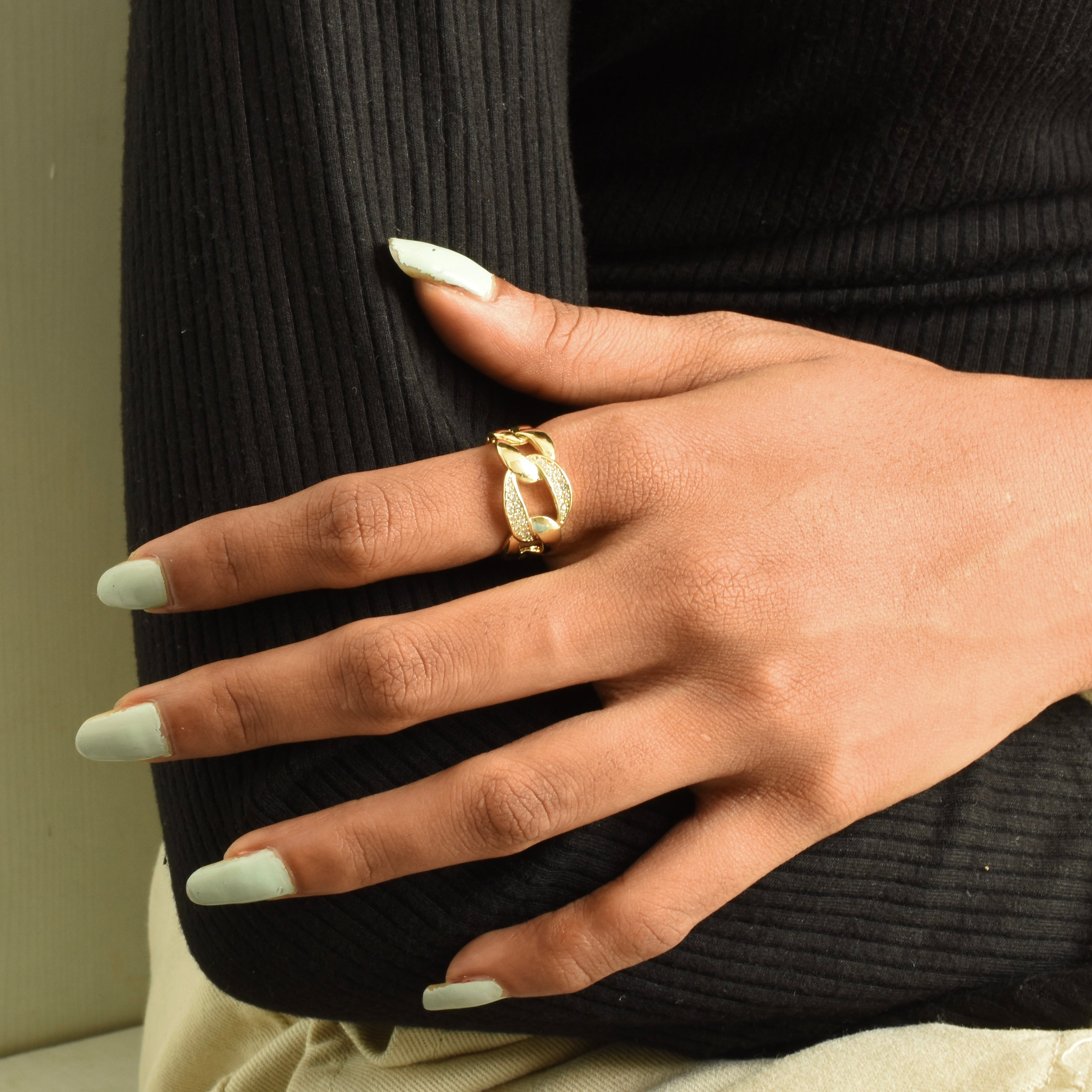 Spike Spiral Ring