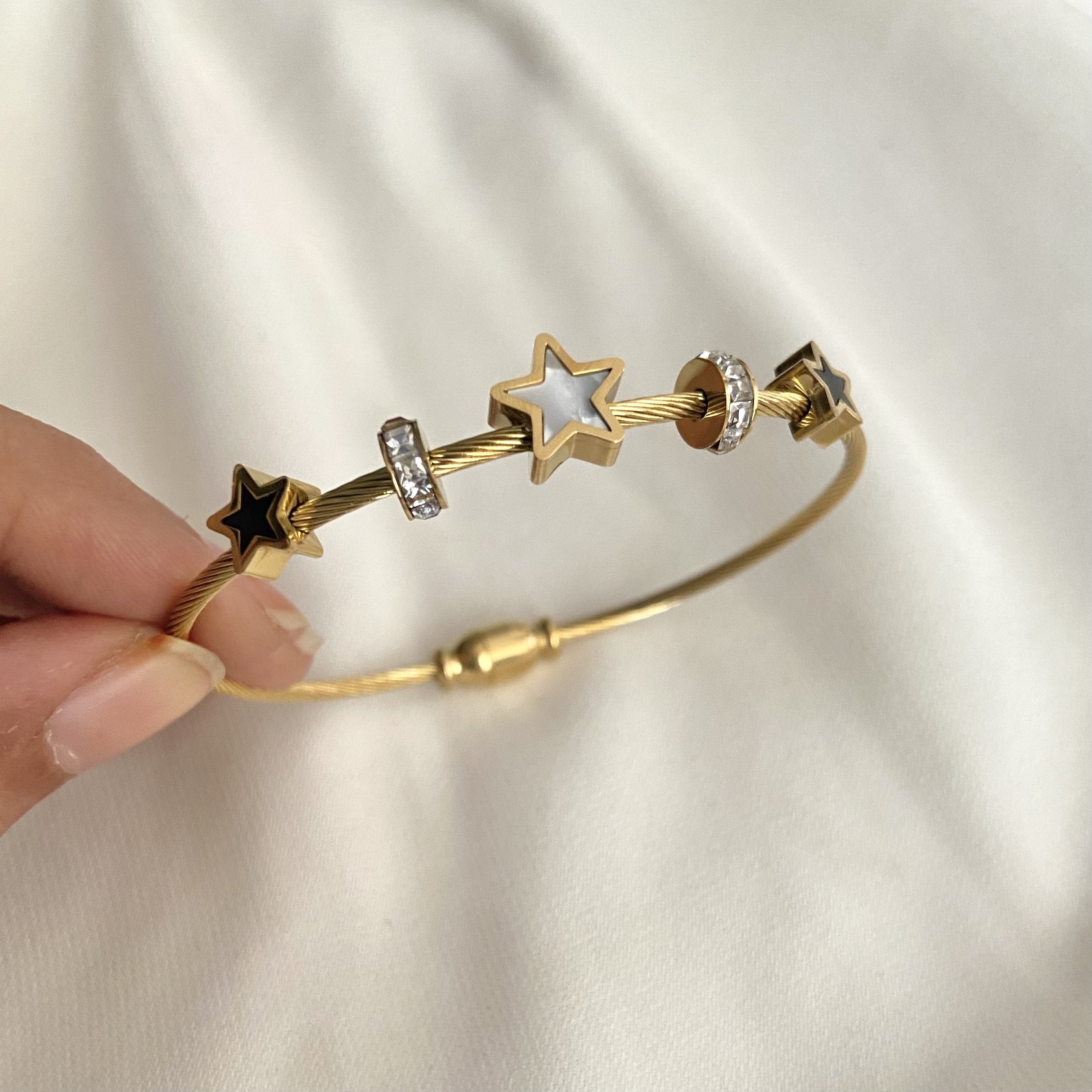 Classic Star Bangle - Upakarna Jewelry