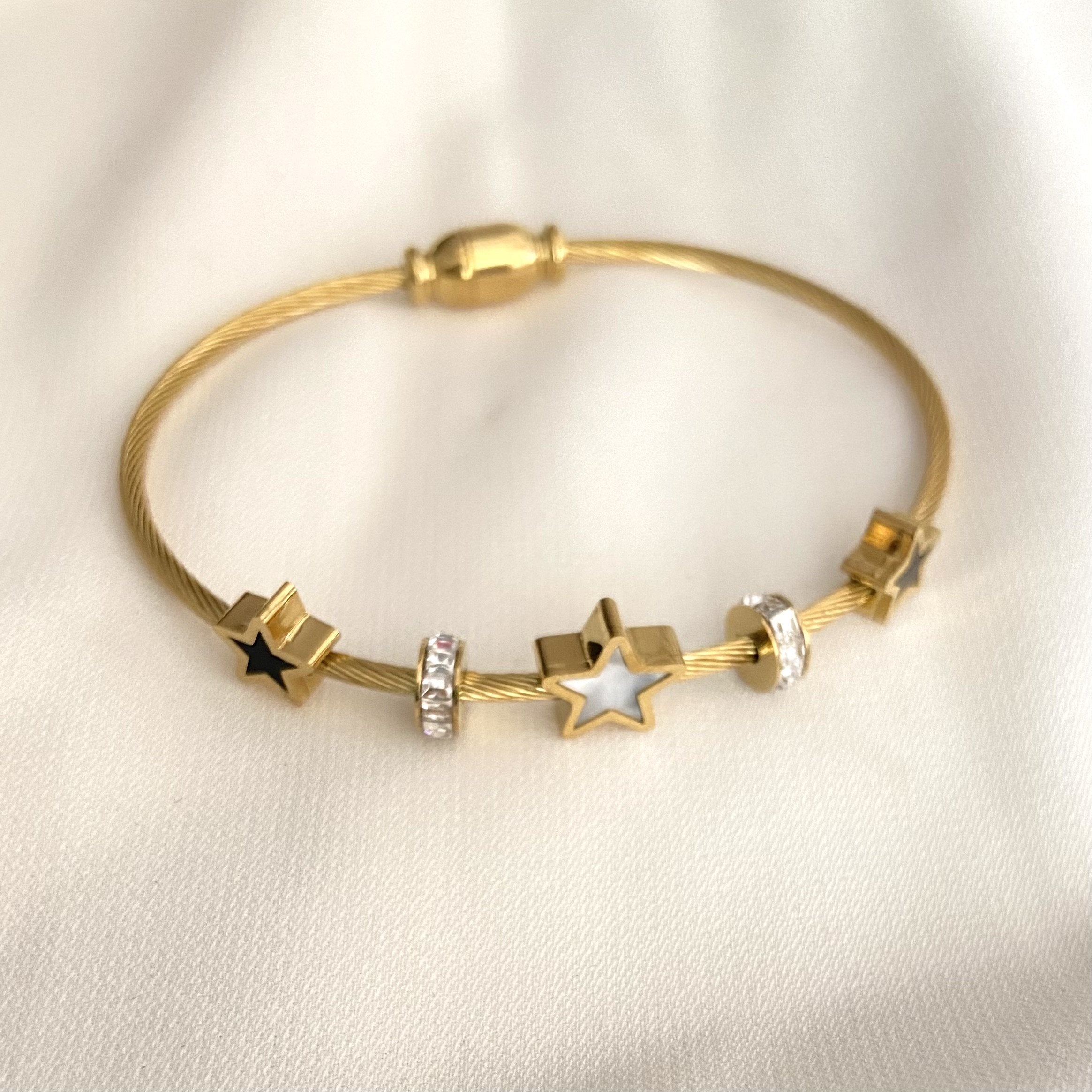 Classic Star Bangle - Upakarna Jewelry