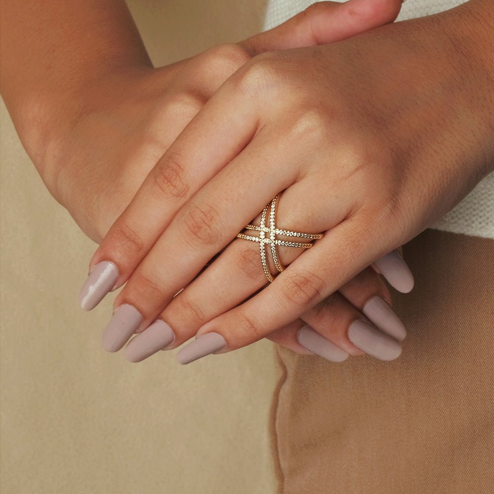 Double Line Criss Cross Ring - Upakarnaproduct_type