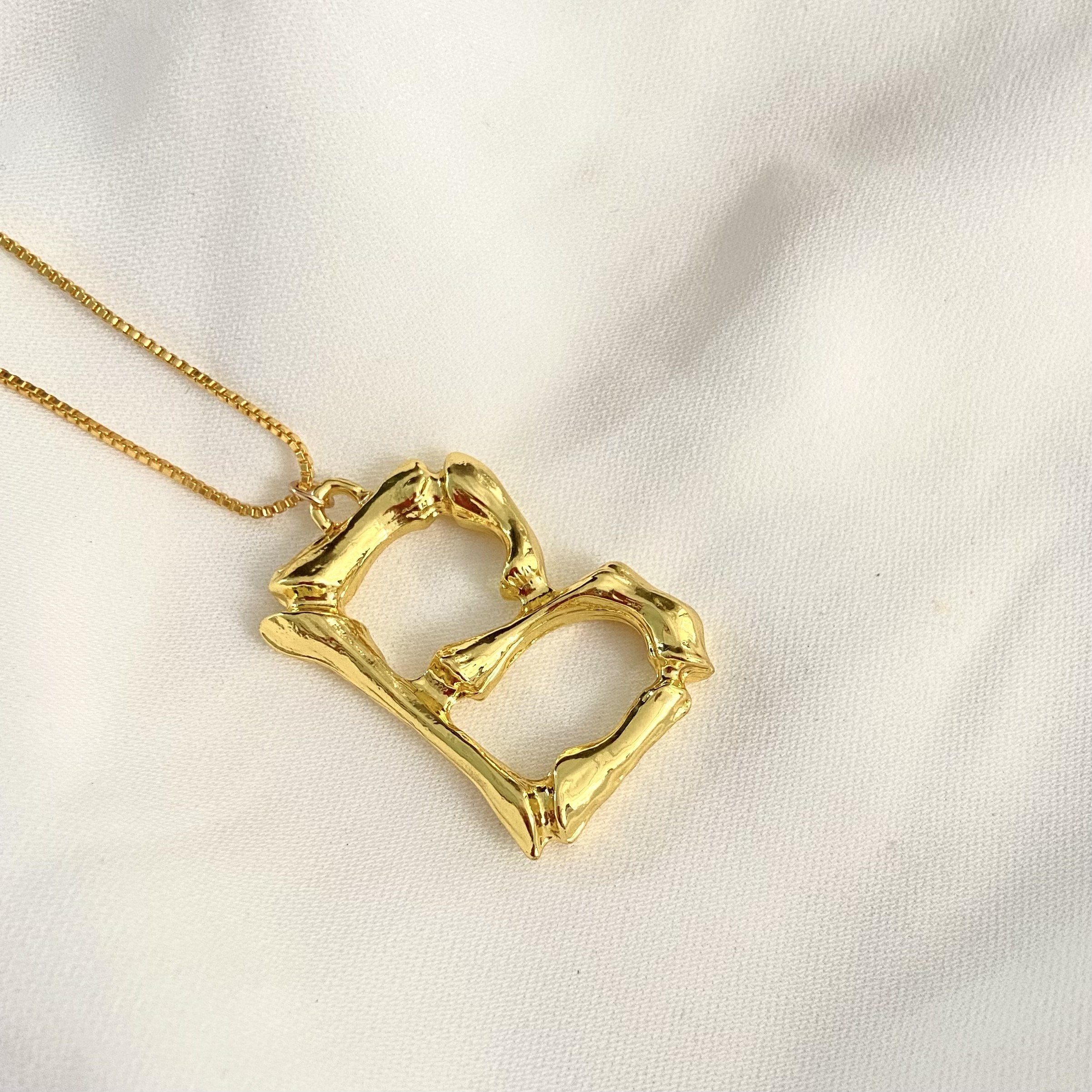 Initial Necklaces - Upakarna Initial Necklaces B A D golden 12