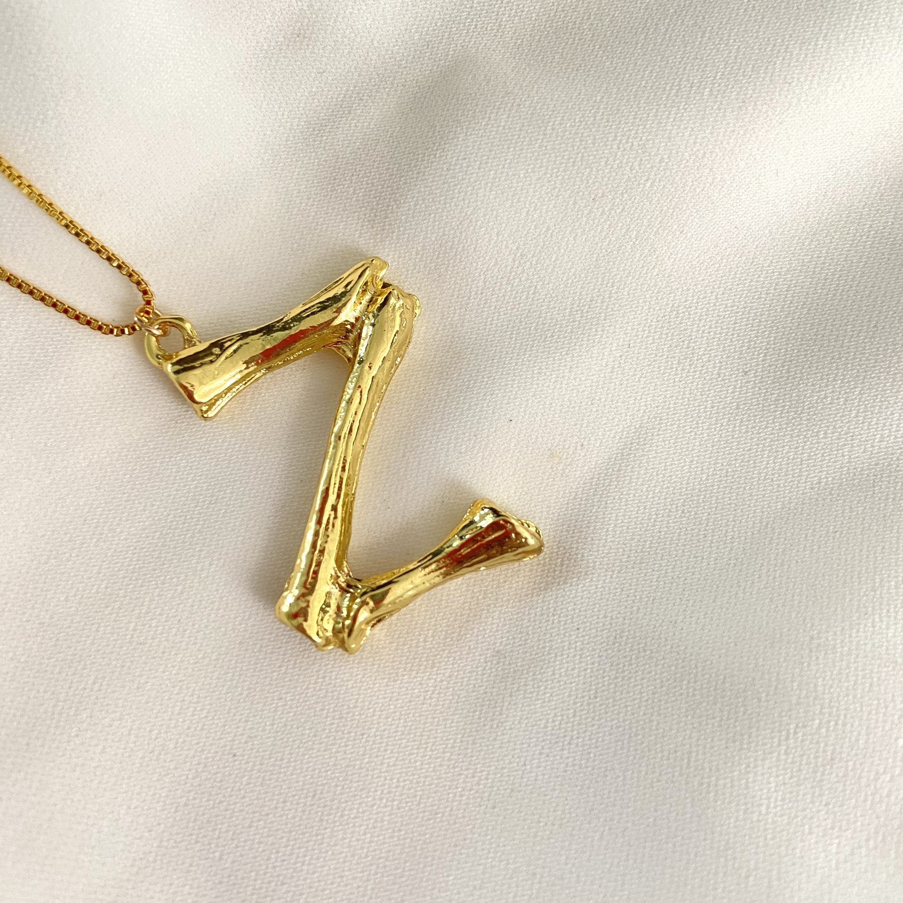 Initial Necklaces - Upakarna Initial Necklaces Z A D golden 17