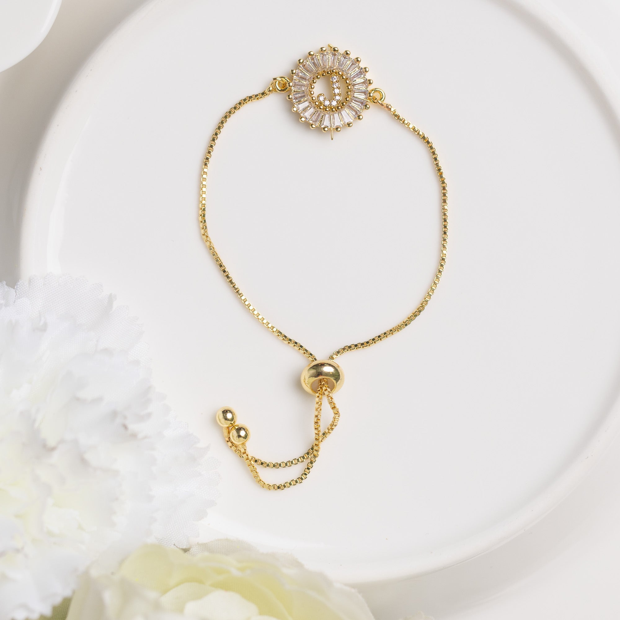 The Personalised Initial Necklace/bracelet - Upakarna The Personalised Initial Necklace/bracelet J Bracelet Bracelet Drawstring bracelets Golden 10