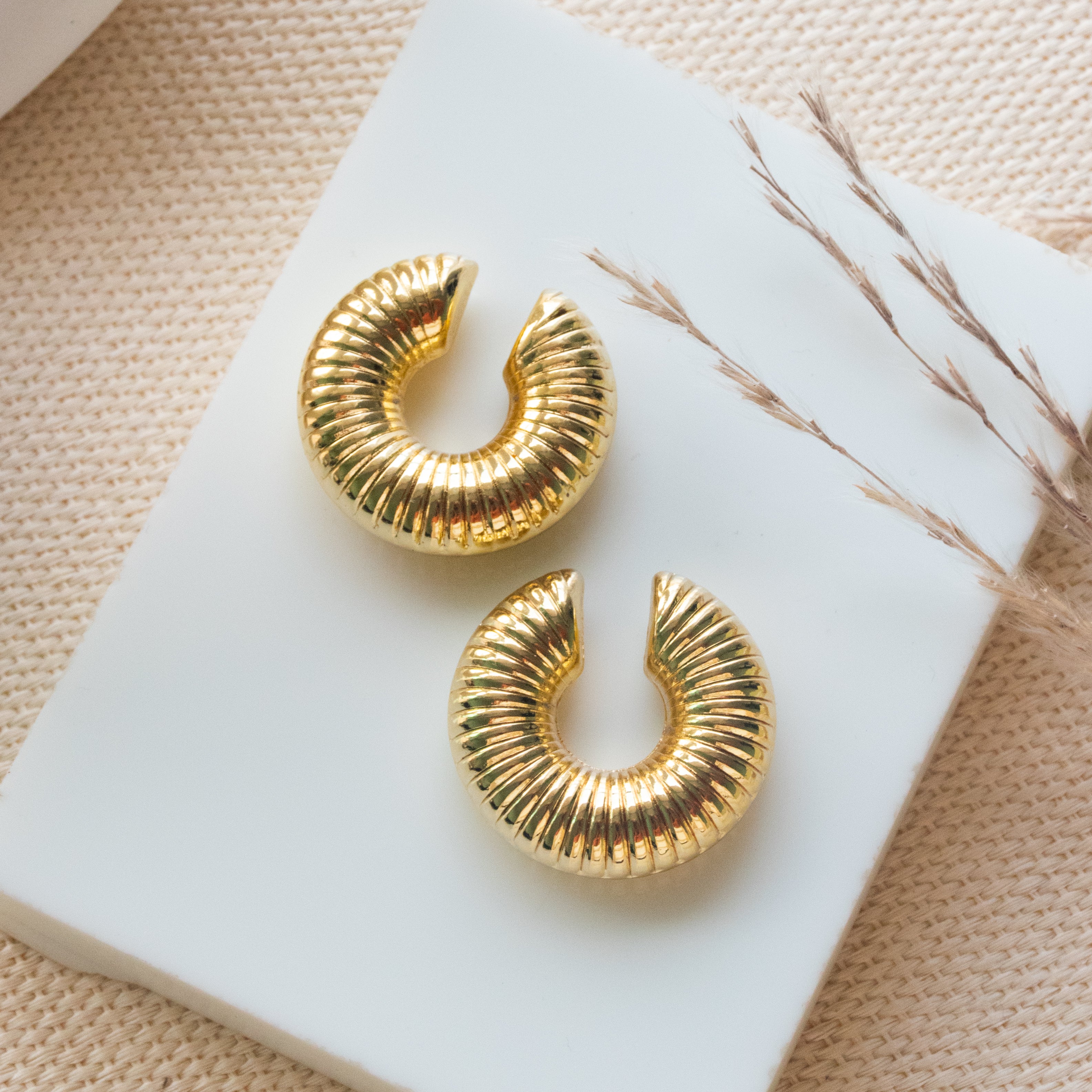 Plush Patterned Ear Cuff
