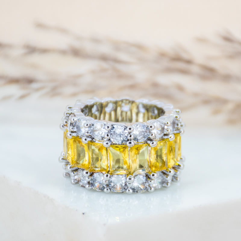 Cocktail Gala Studded Ring
