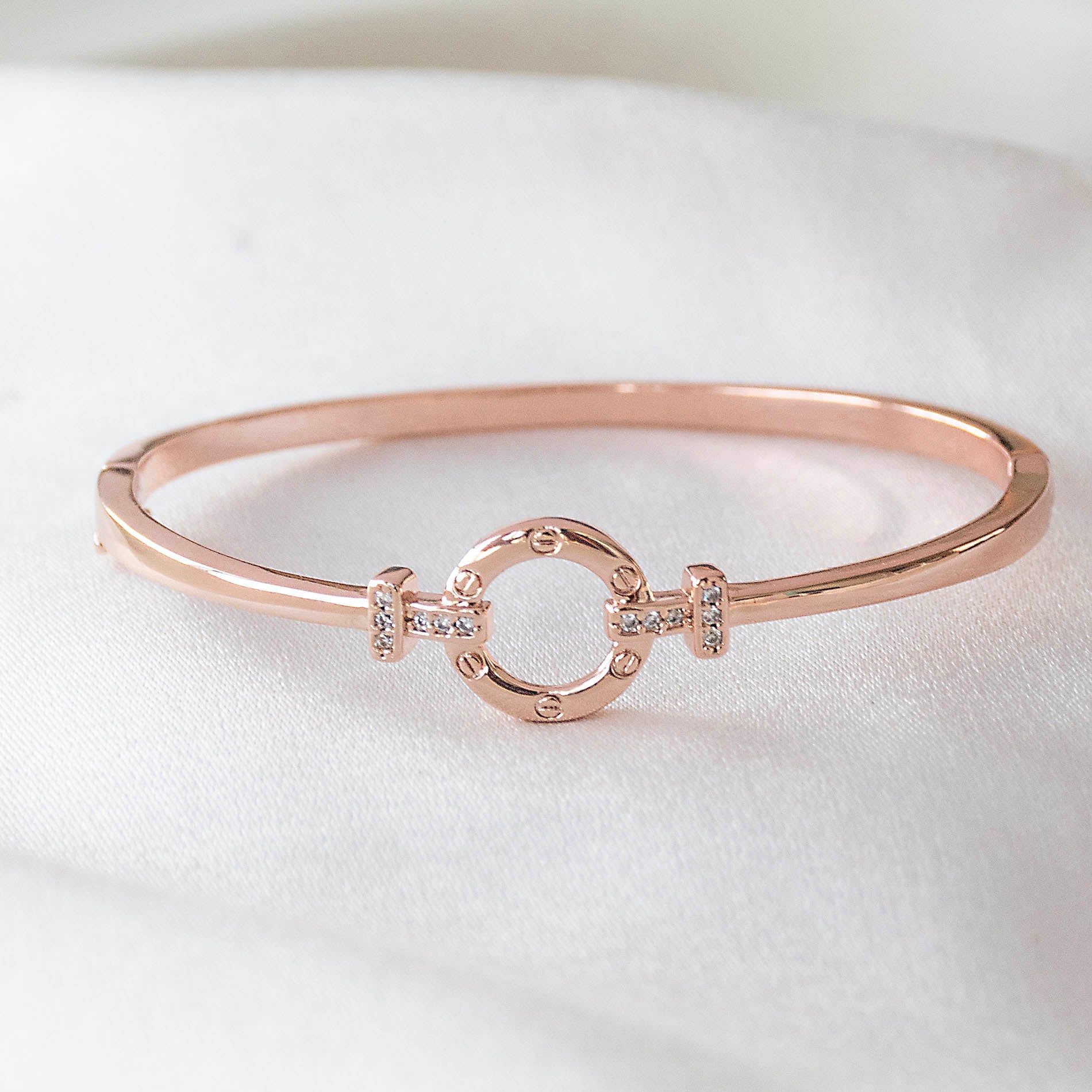 Classic Round Dainty Bangle