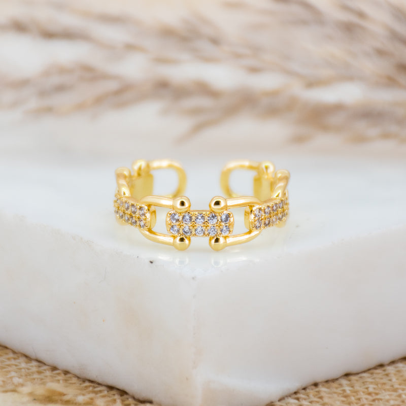 Buckle Link Ring